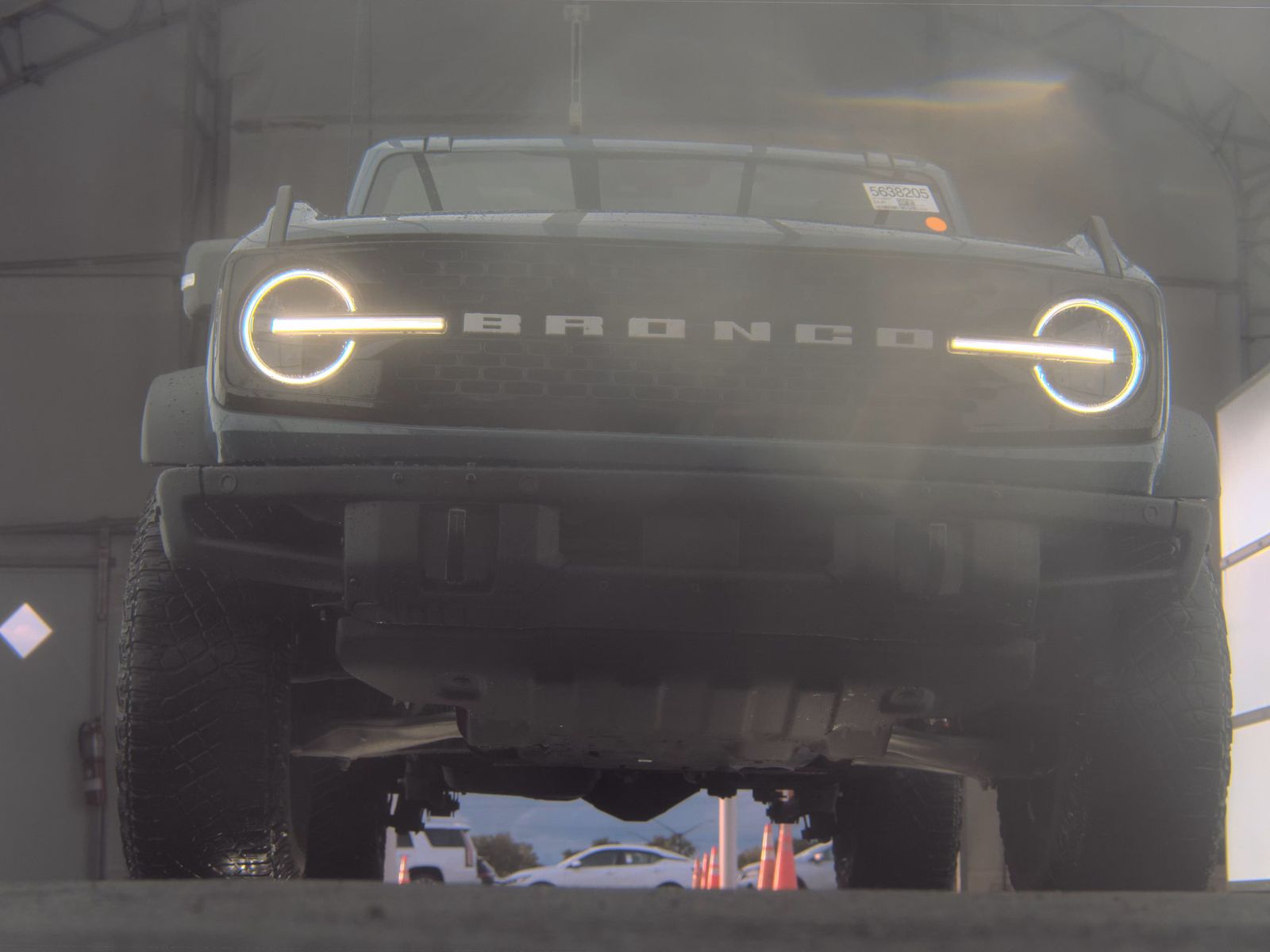 FORD BRONCO - 4