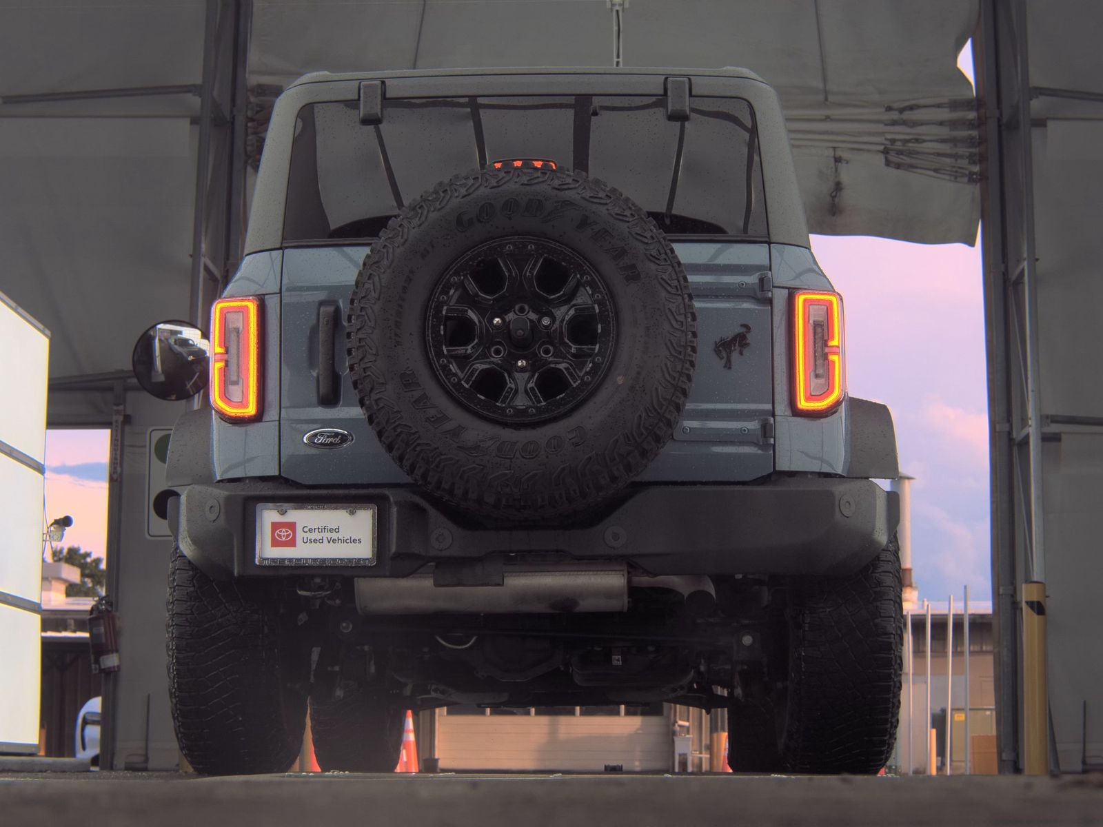 FORD BRONCO - 8