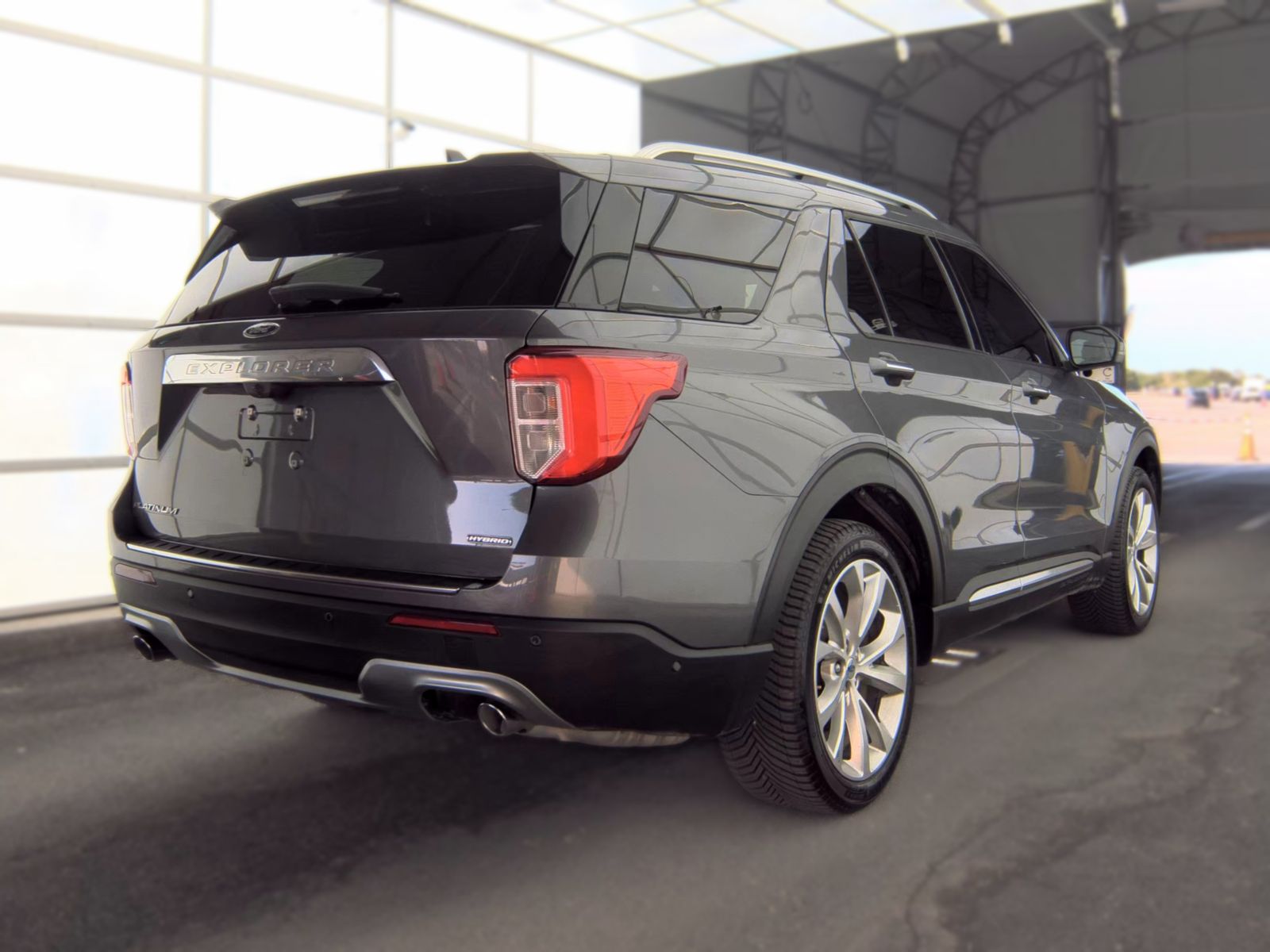 FORD EXPLORER - 6