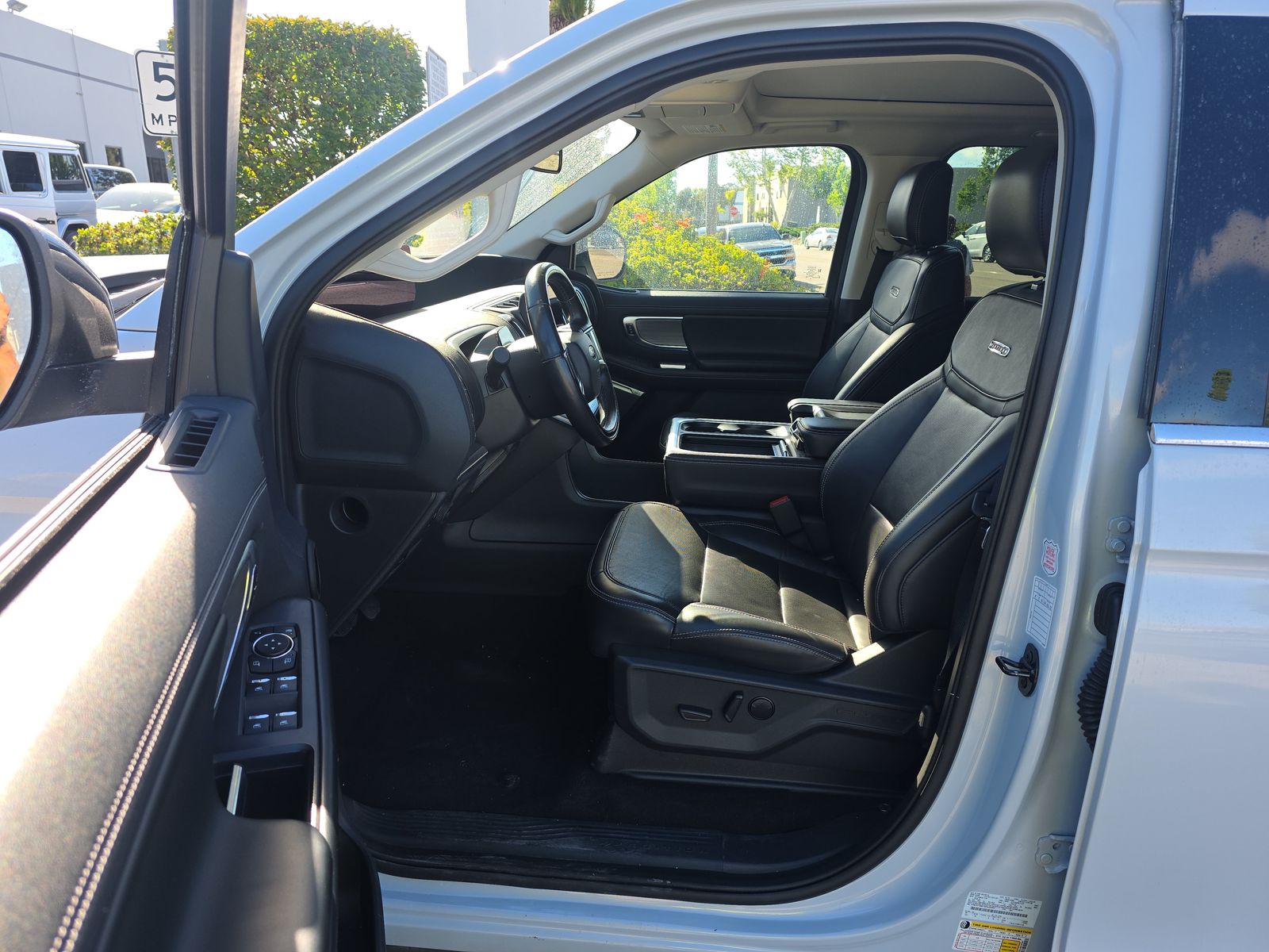FORD EXPEDITION - 8