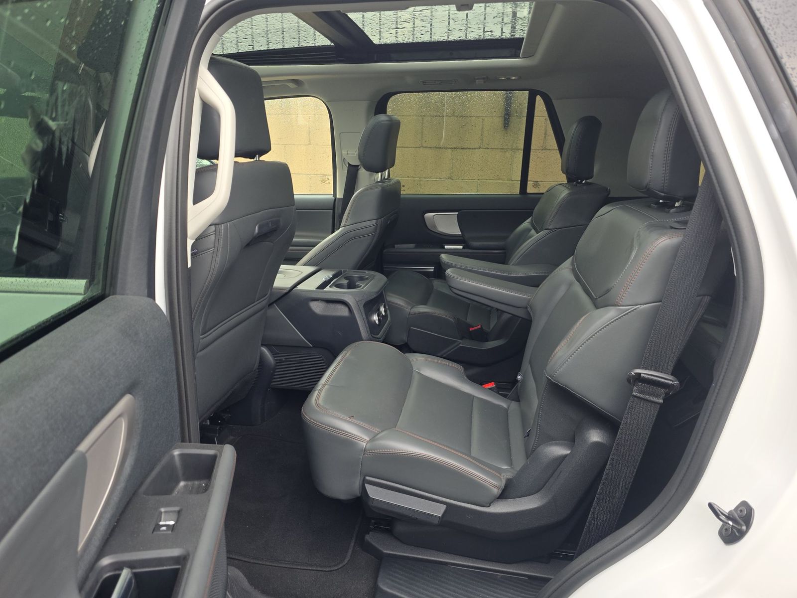 FORD EXPEDITION - 10