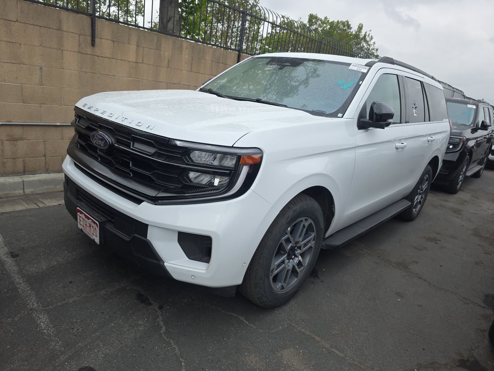 FORD EXPEDITION - 1