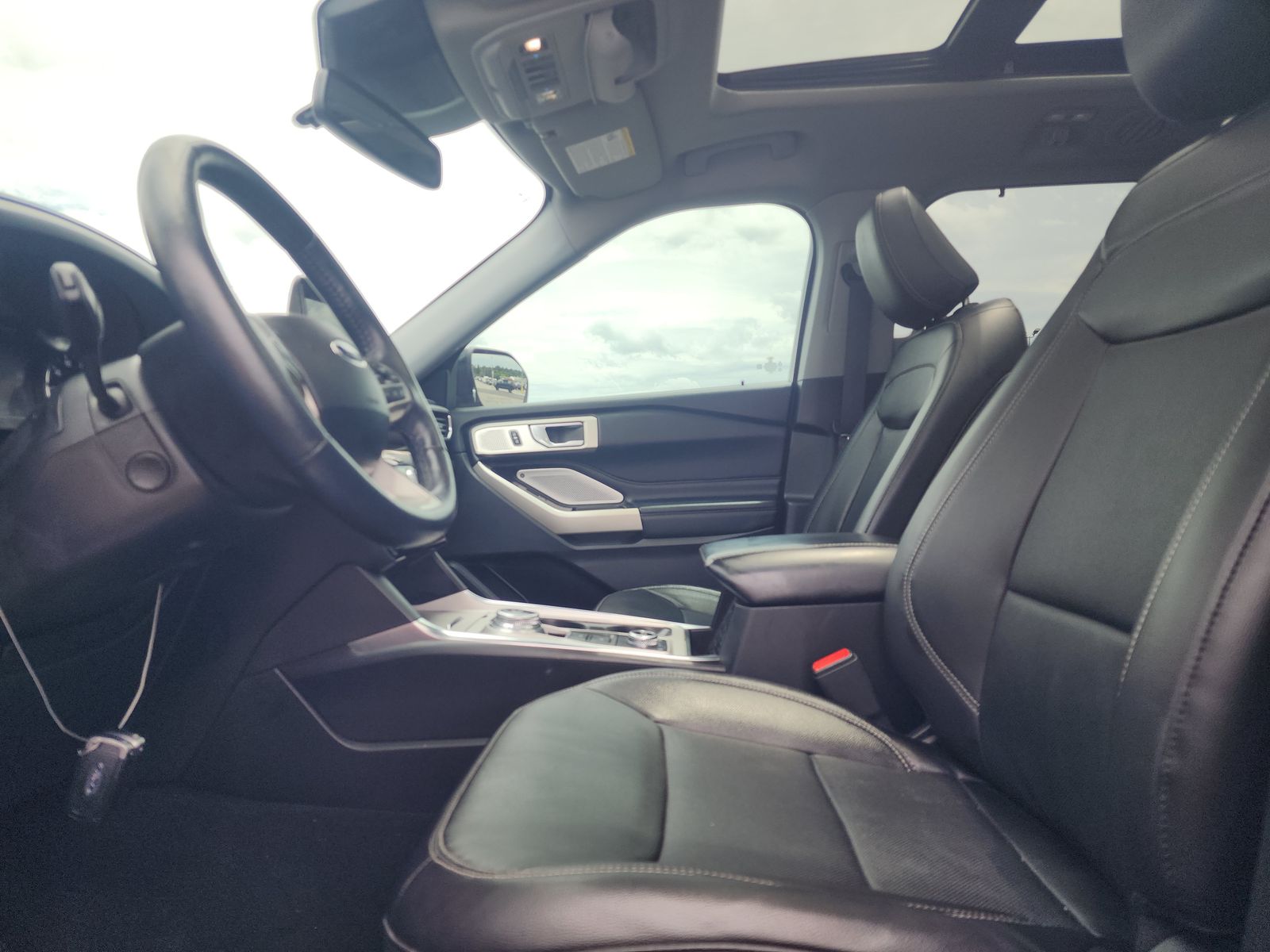 FORD EXPLORER - 6