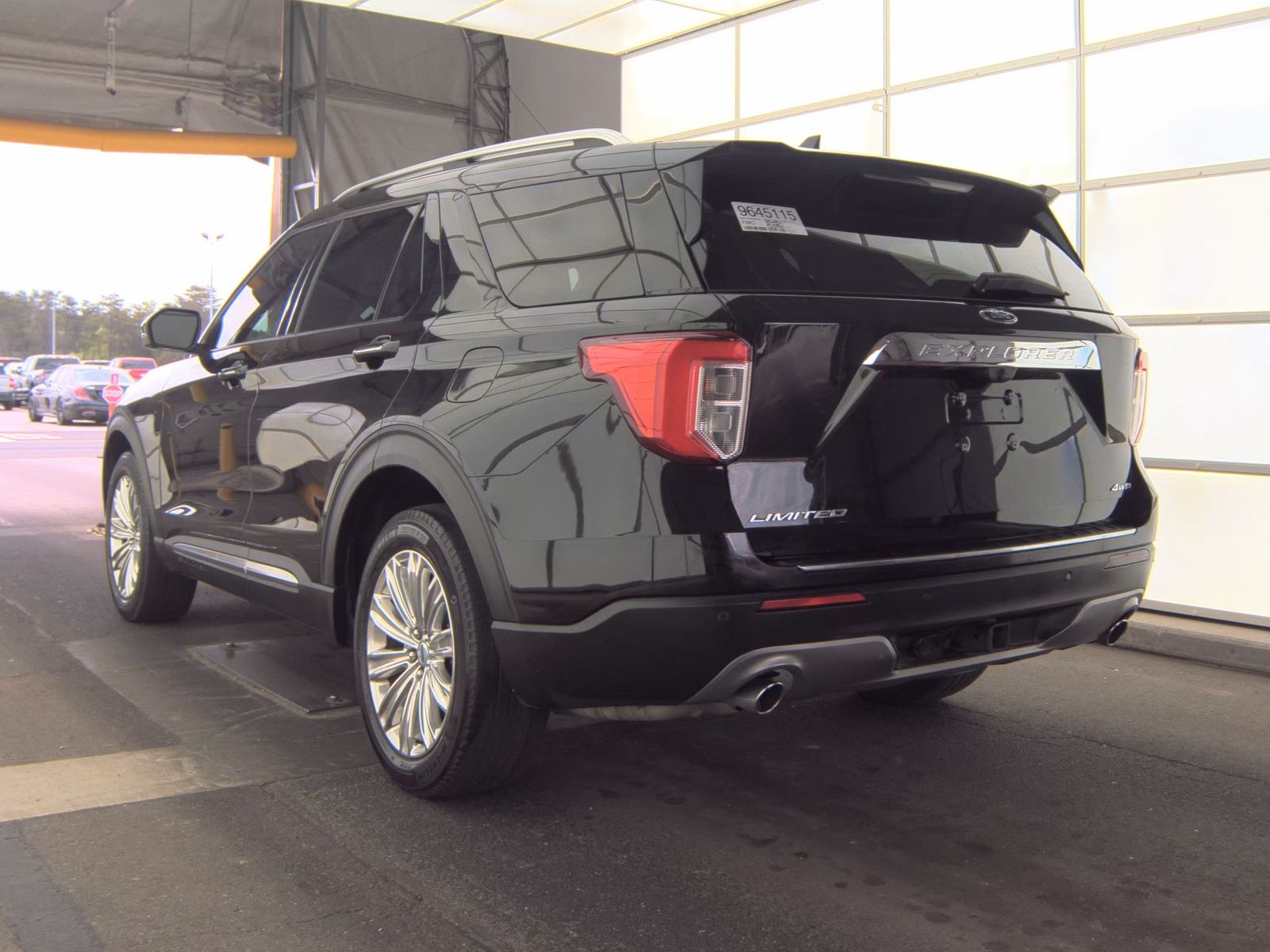 FORD EXPLORER - 3