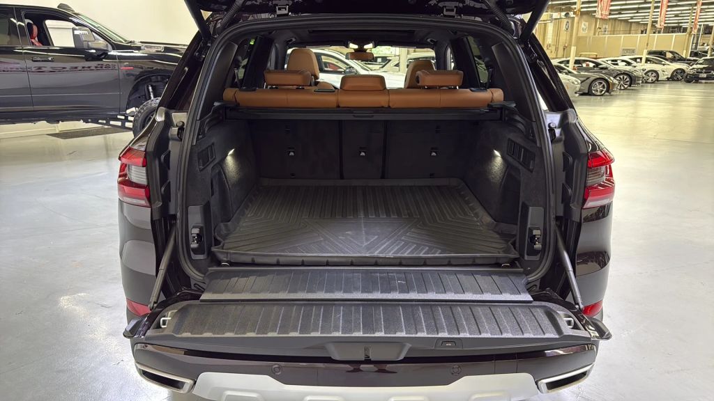 2021 BMW X5 sDrive40i RWD
