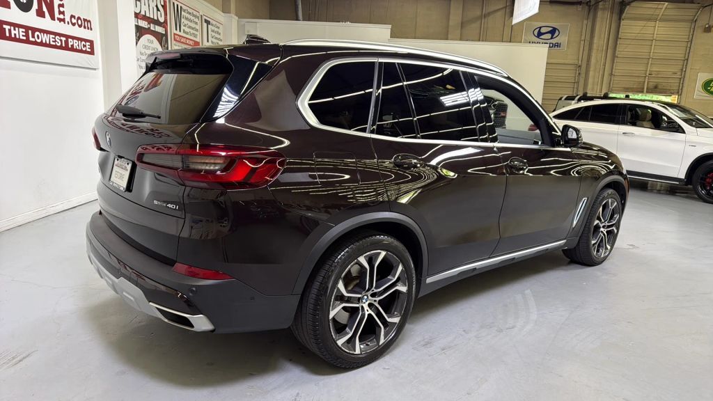 2021 BMW X5 sDrive40i RWD
