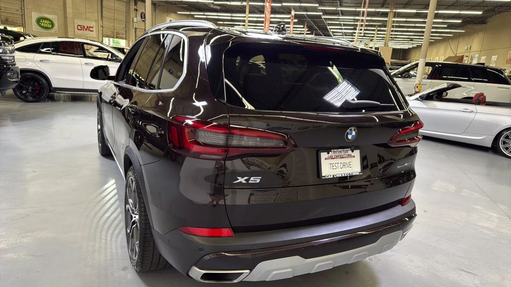 2021 BMW X5 sDrive40i RWD