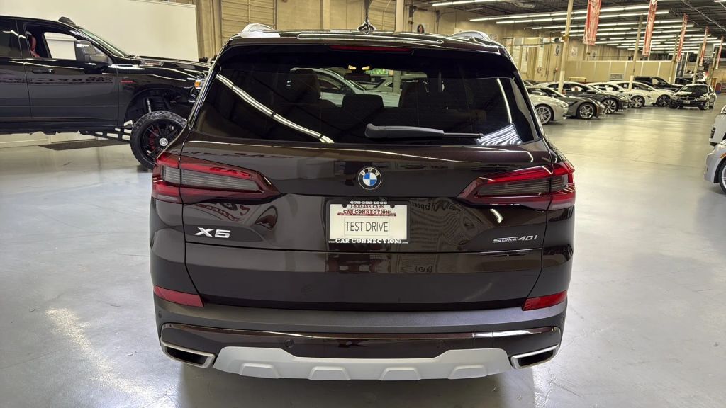 2021 BMW X5 sDrive40i RWD