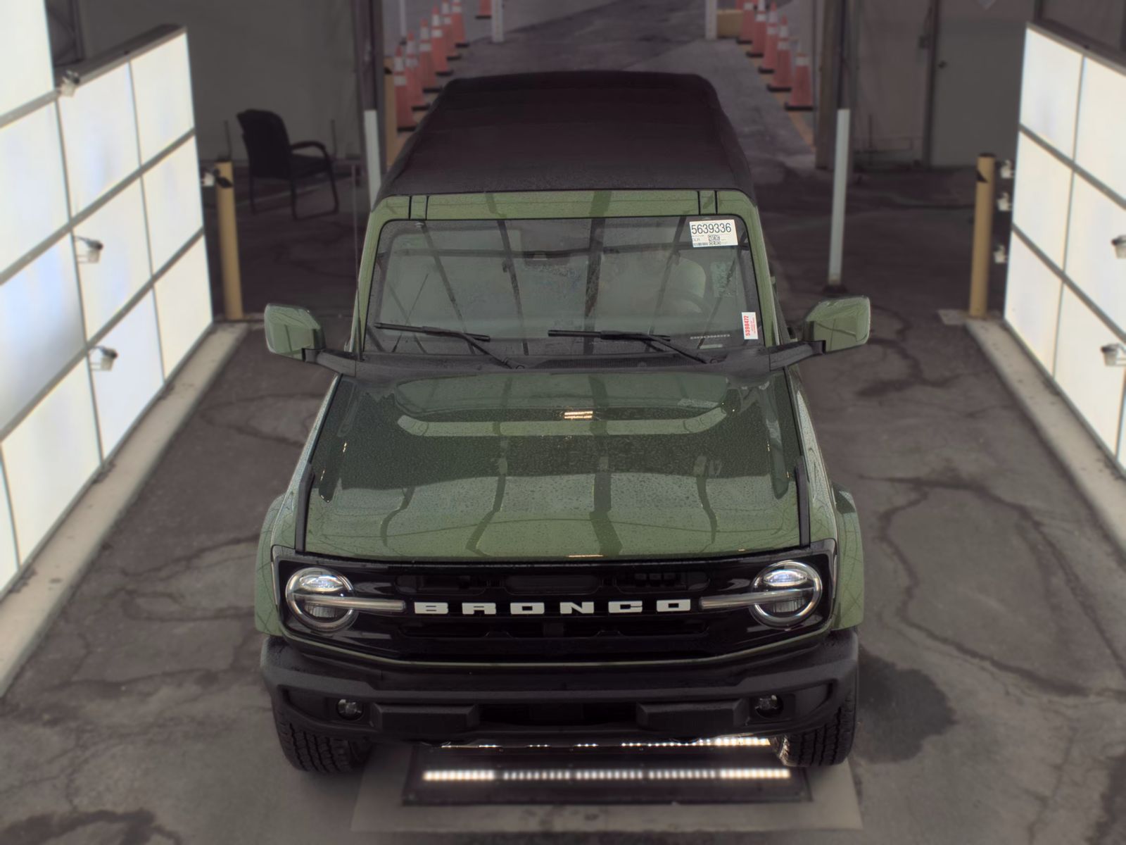 FORD BRONCO - 3