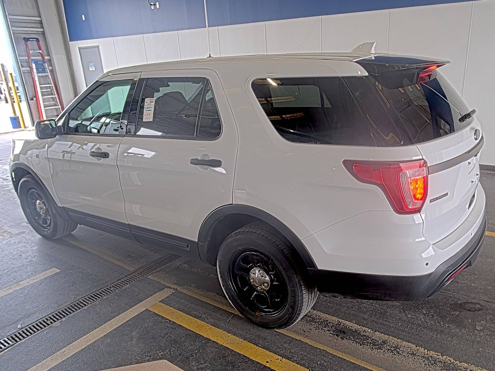 FORD POLICE INTERCEPTOR UTILITY - 7