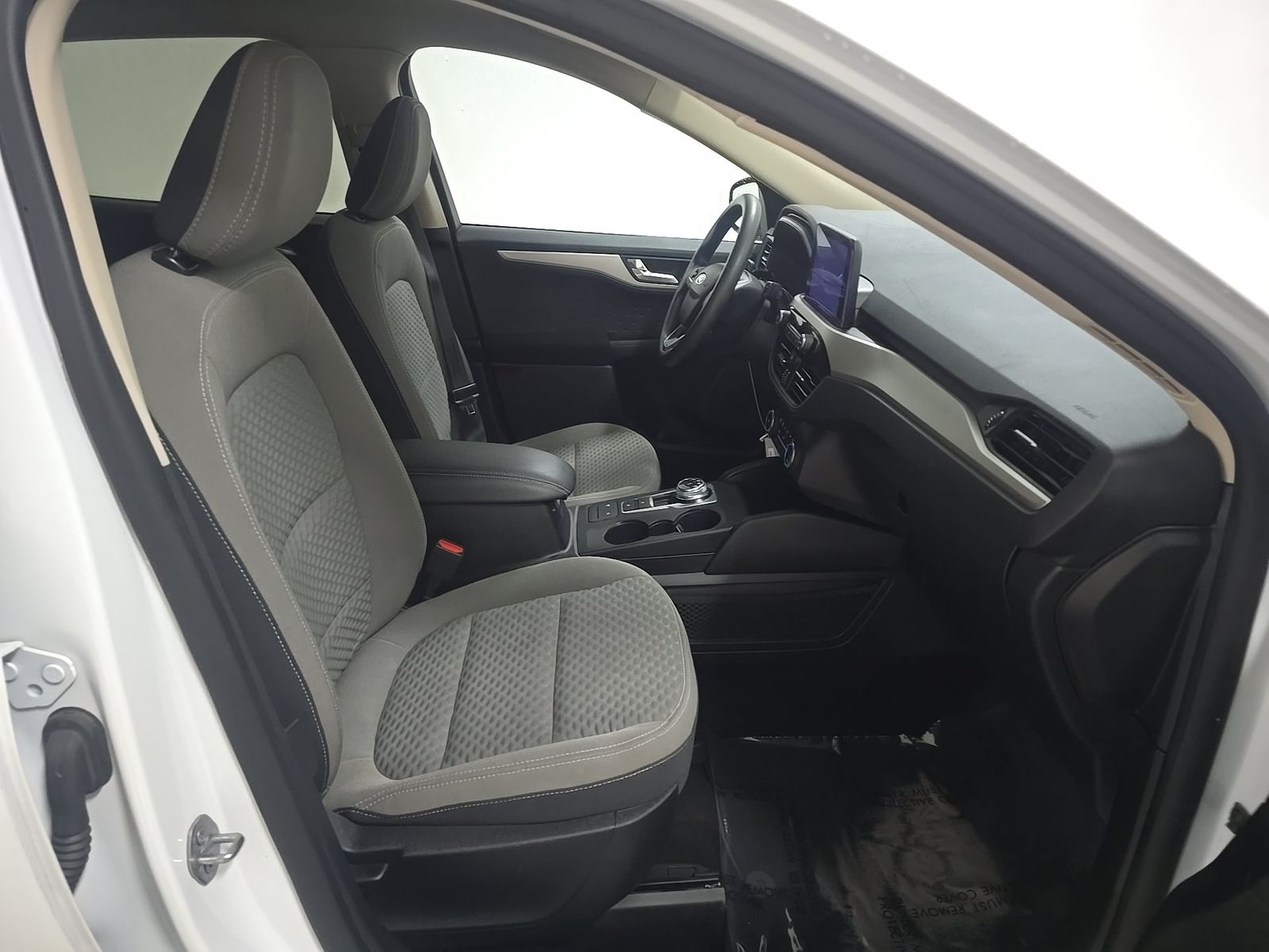 FORD ESCAPE - 9