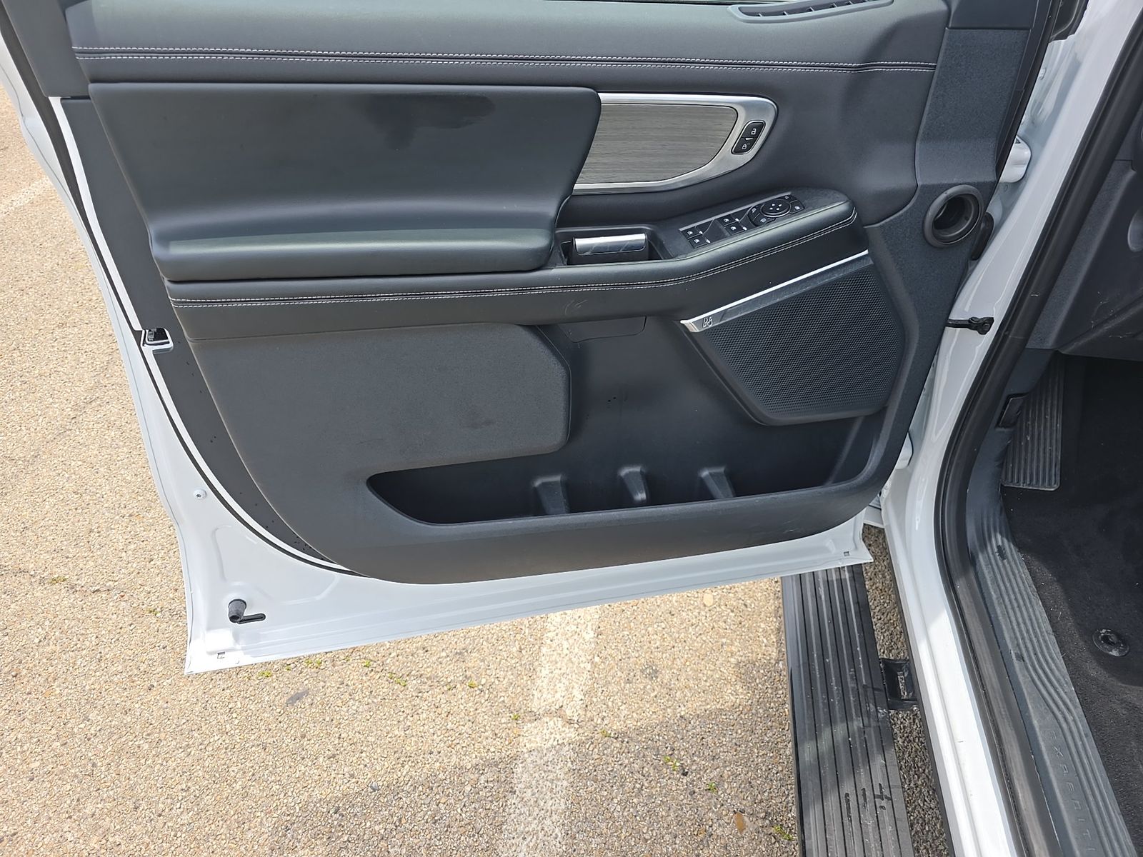 FORD EXPEDITION MAX - 10