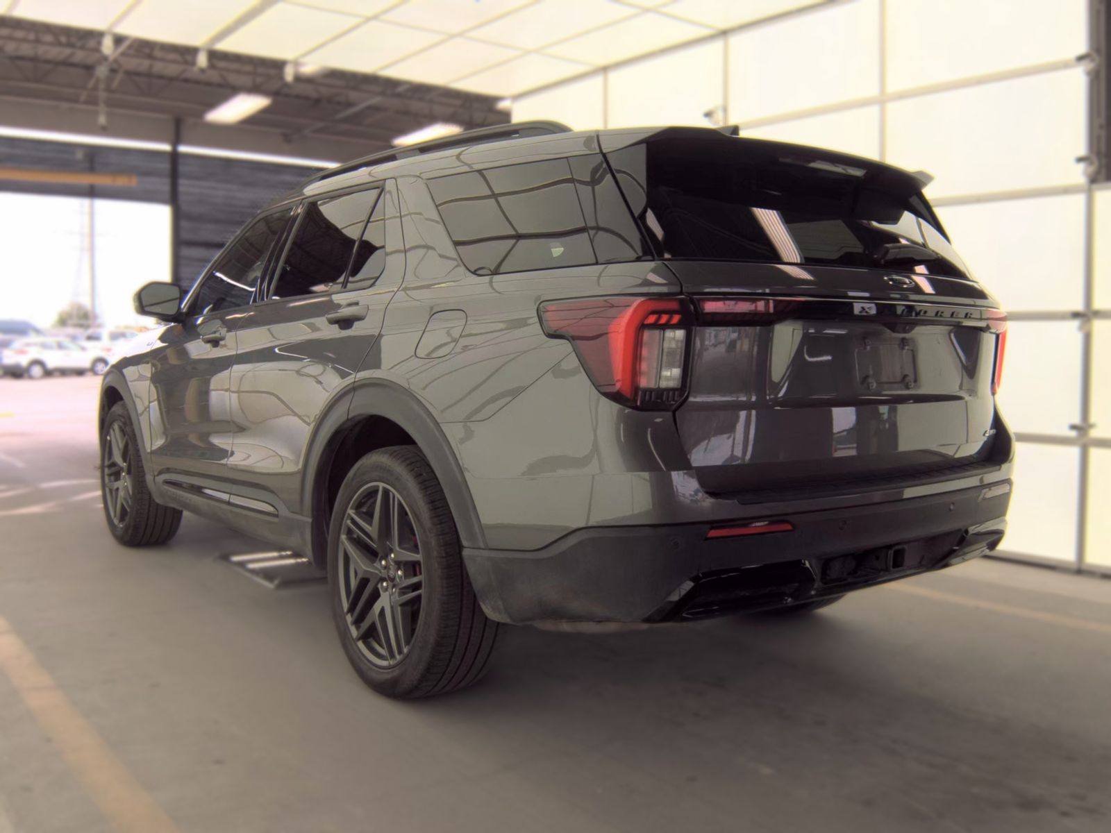 FORD EXPLORER - 7