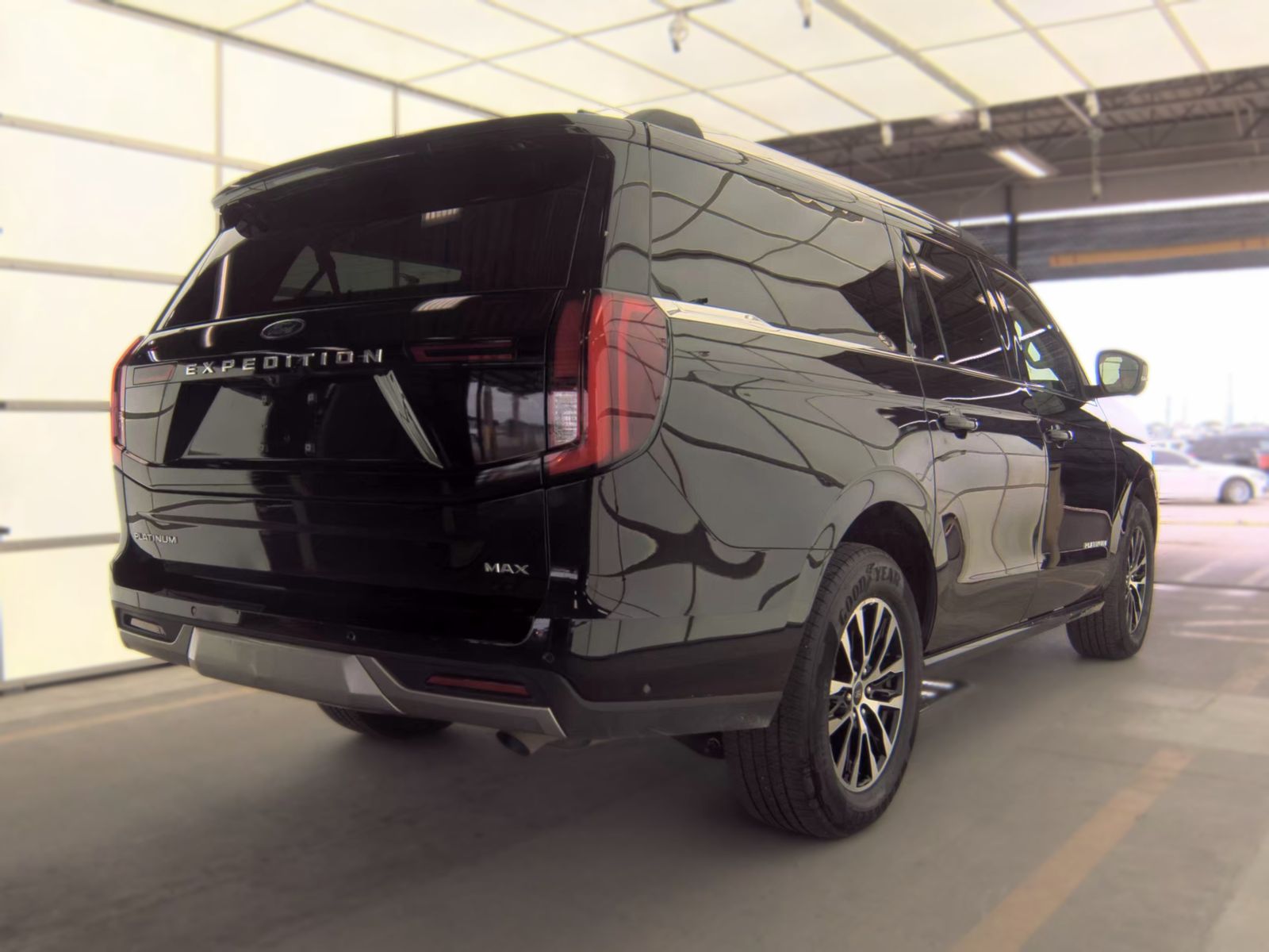 FORD EXPEDITION MAX - 5