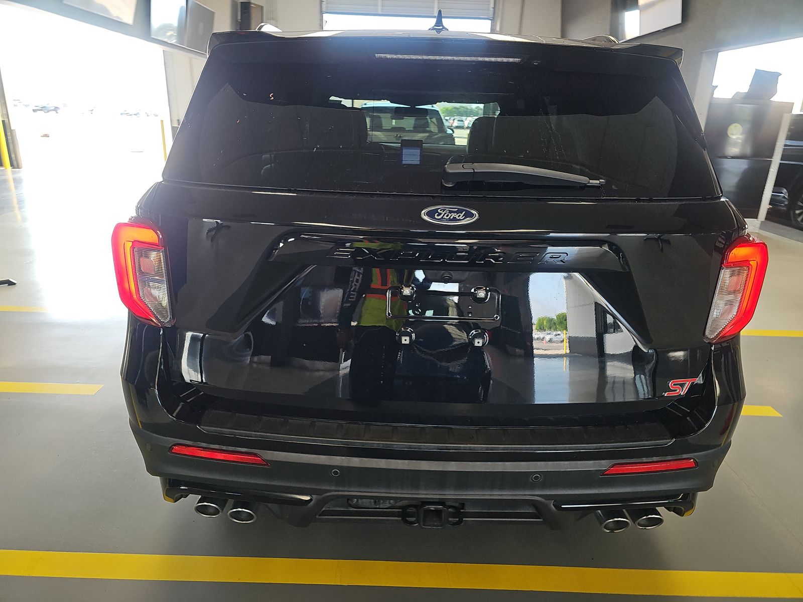 FORD EXPLORER - 6