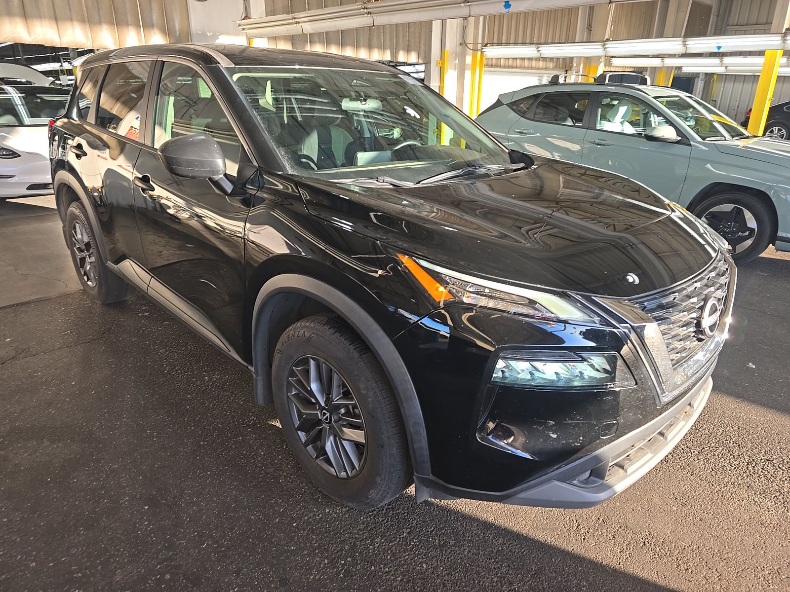 2023 Nissan Rogue S FWD