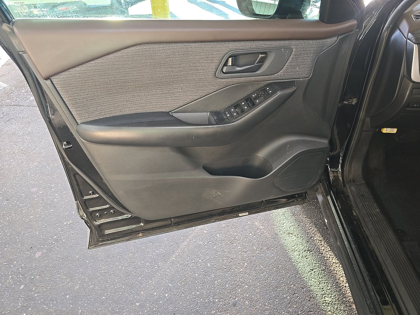 2023 Nissan Rogue S FWD