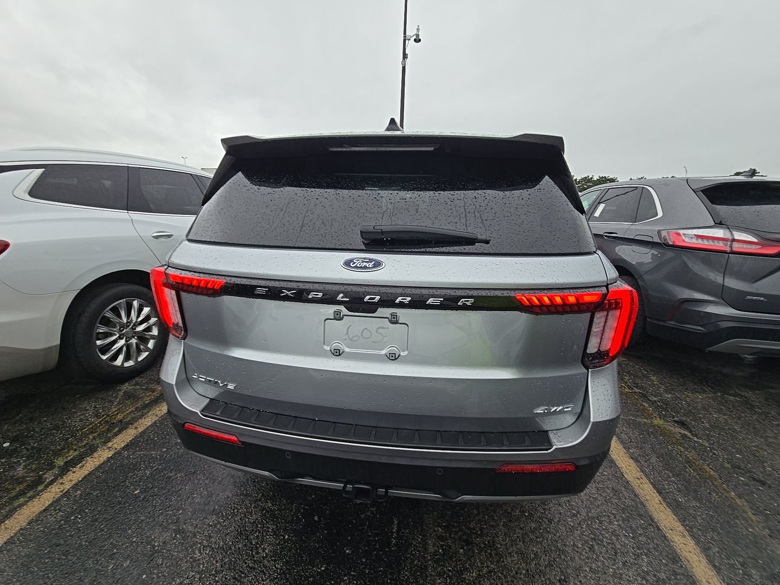 FORD EXPLORER - 6
