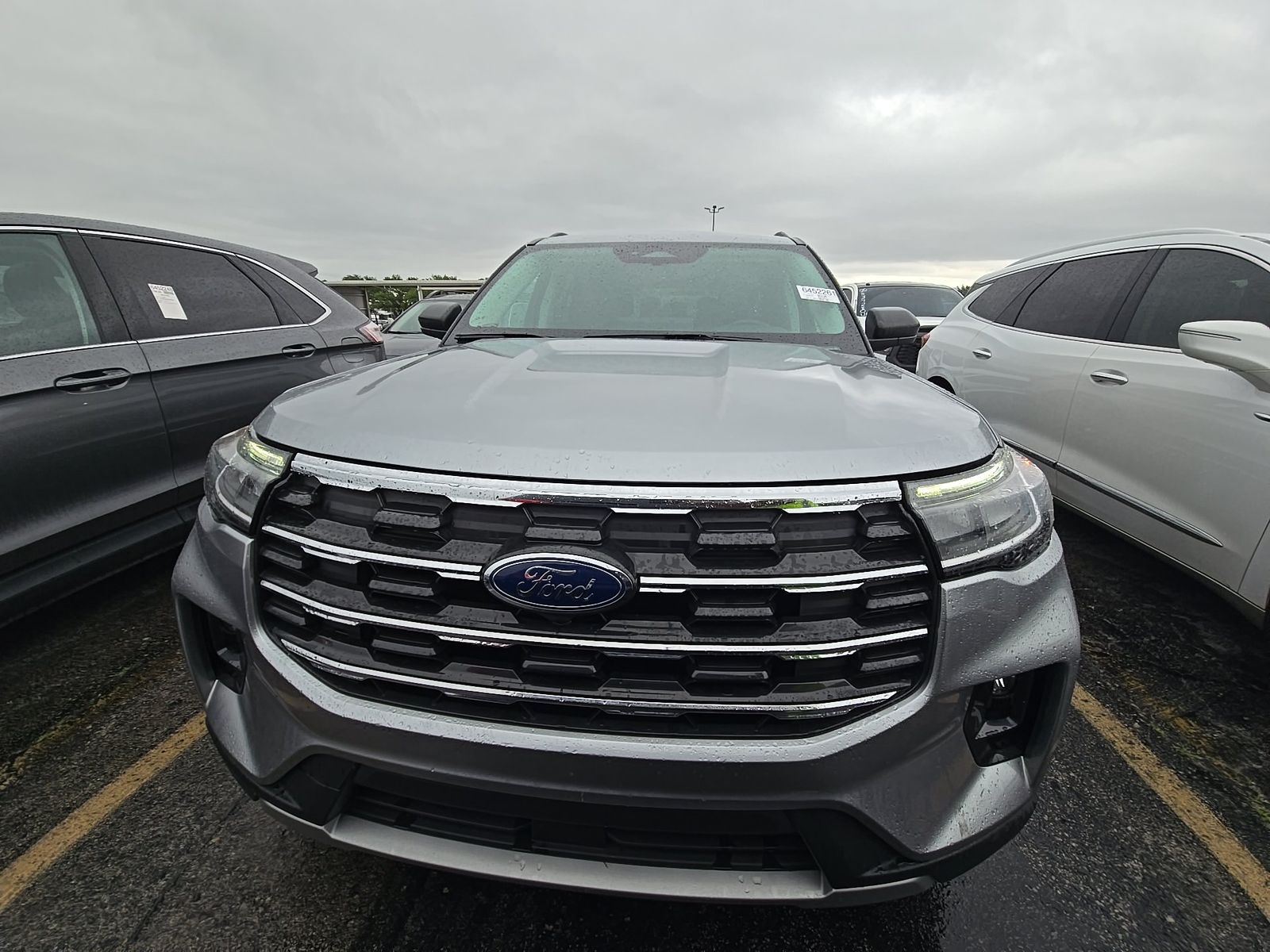 FORD EXPLORER - 3
