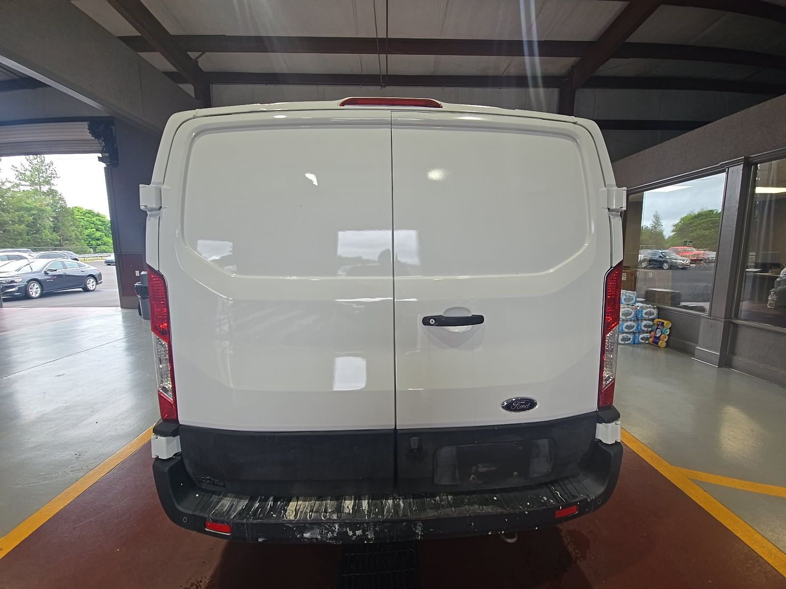 FORD TRANSIT 250 - 6