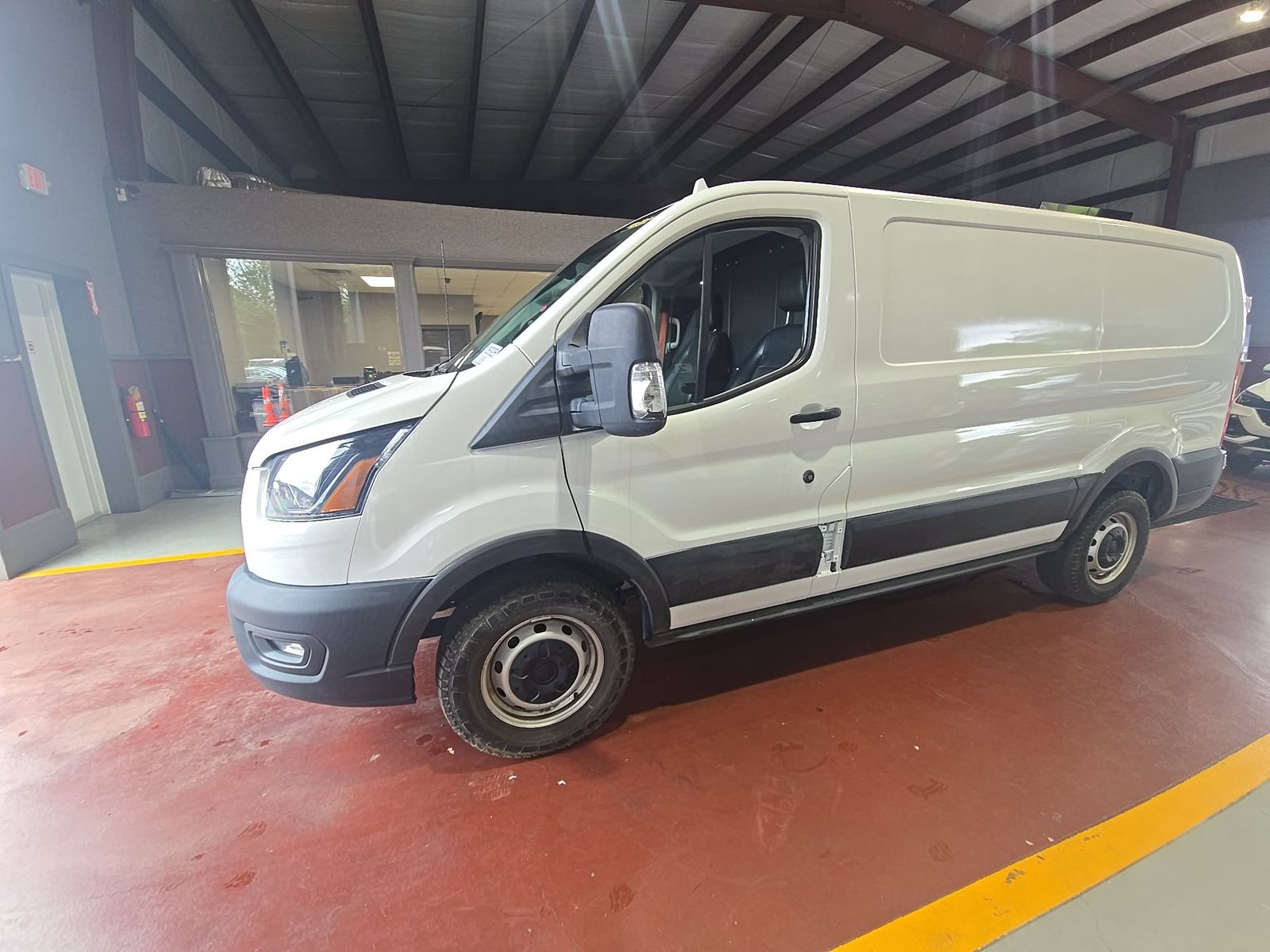 FORD TRANSIT 250 - 1