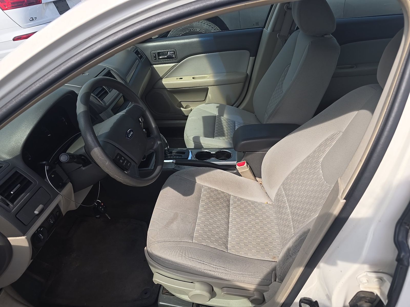 FORD FUSION - 8