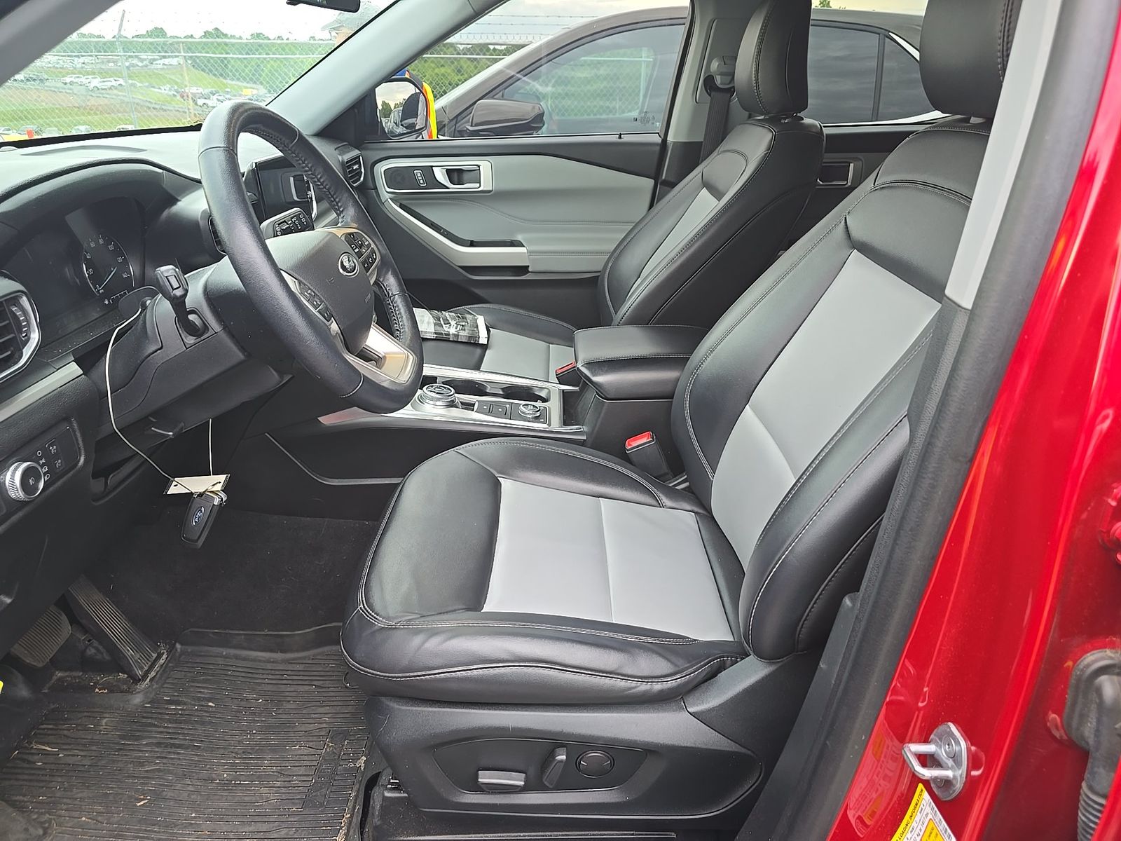 FORD EXPLORER - 8