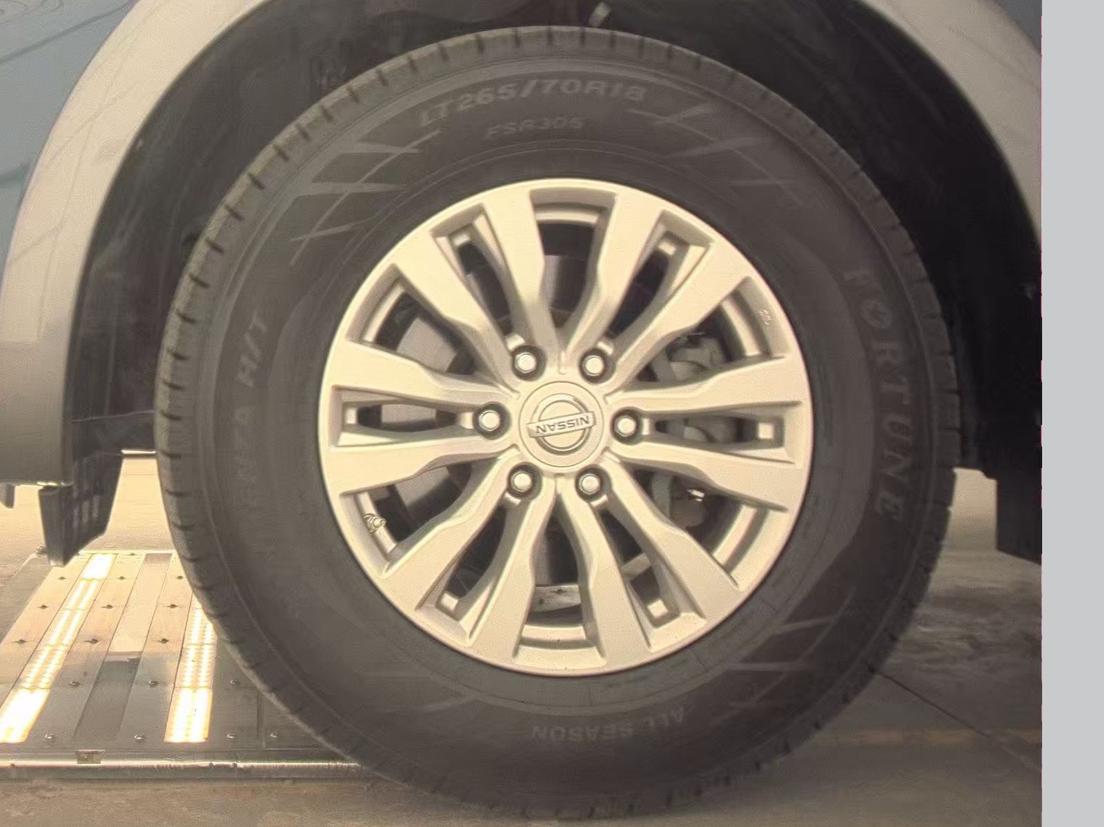 NISSAN ARMADA - 10
