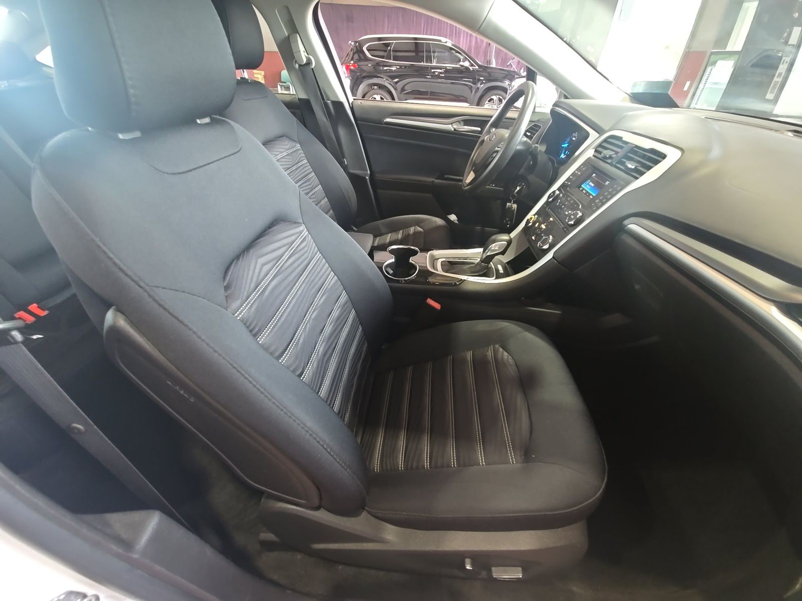 FORD FUSION - 9