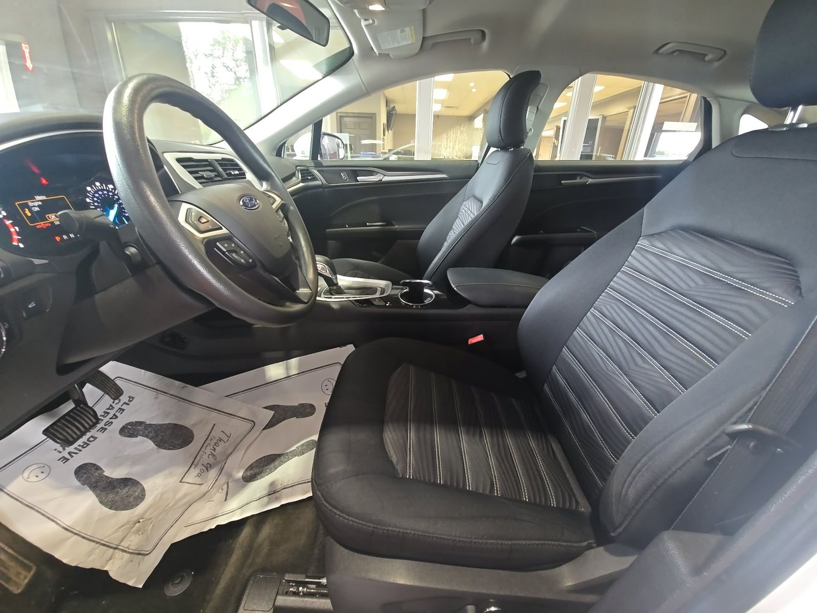FORD FUSION - 8