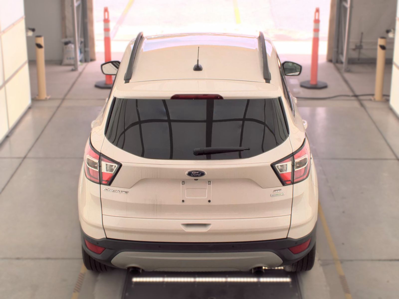FORD ESCAPE - 7