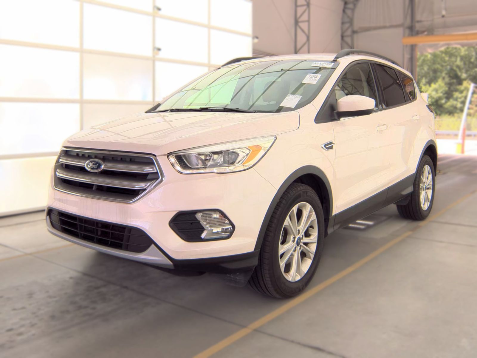 FORD ESCAPE - 1