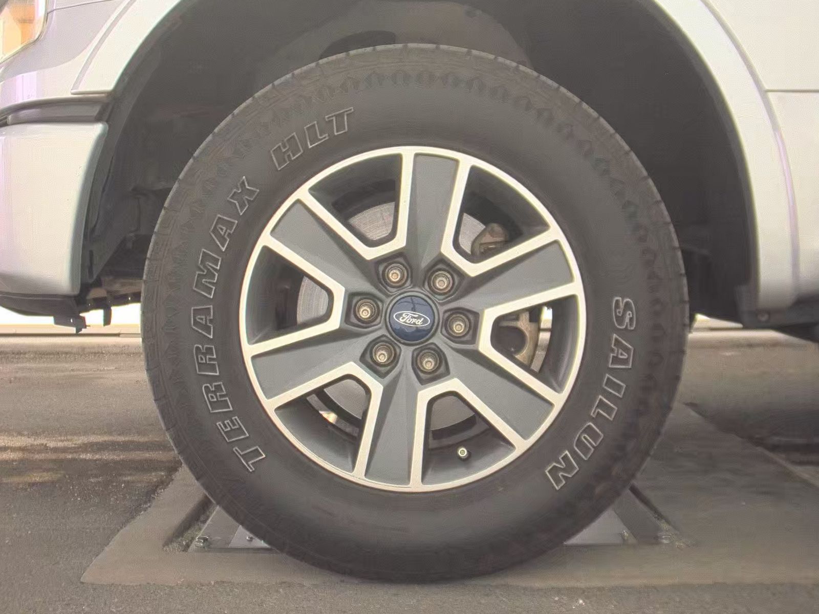 FORD F-150 - 10