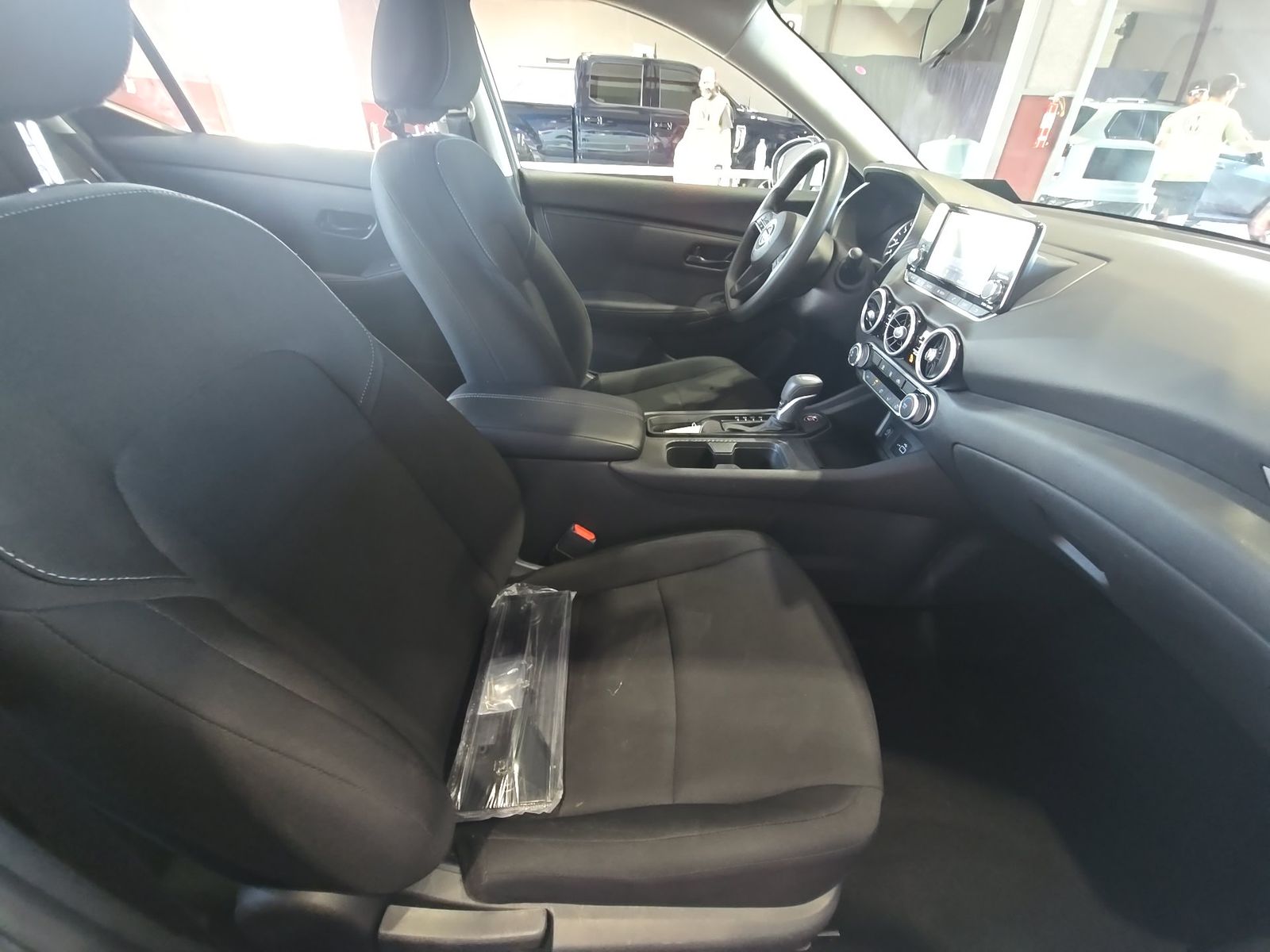 NISSAN SENTRA - 9