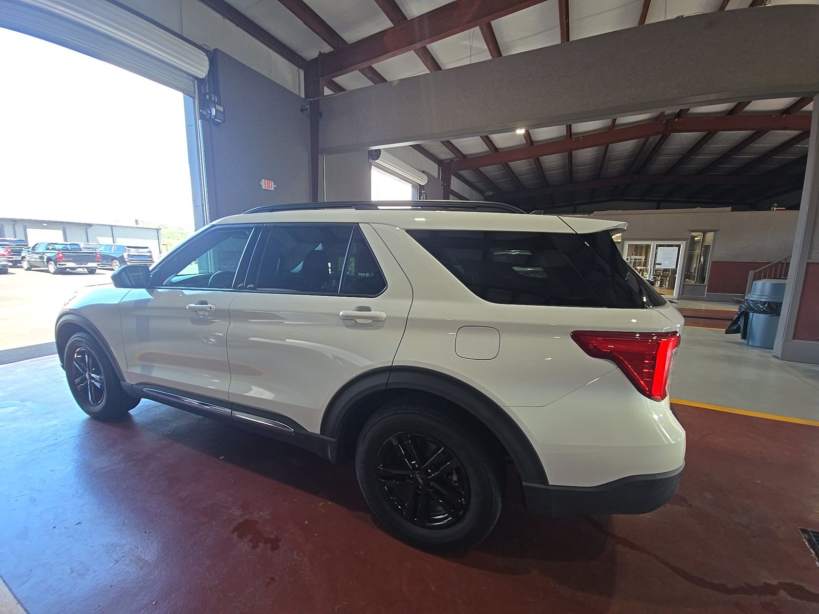 FORD EXPLORER - 7