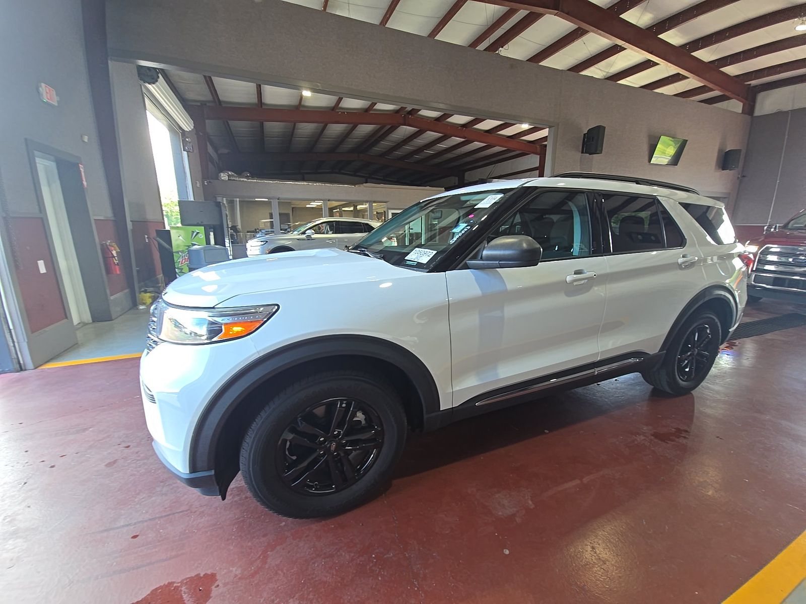 FORD EXPLORER - 1