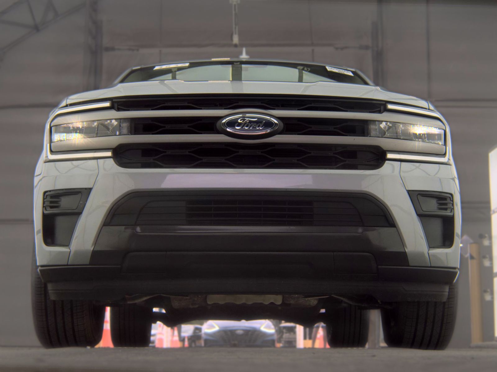 FORD EXPEDITION - 4