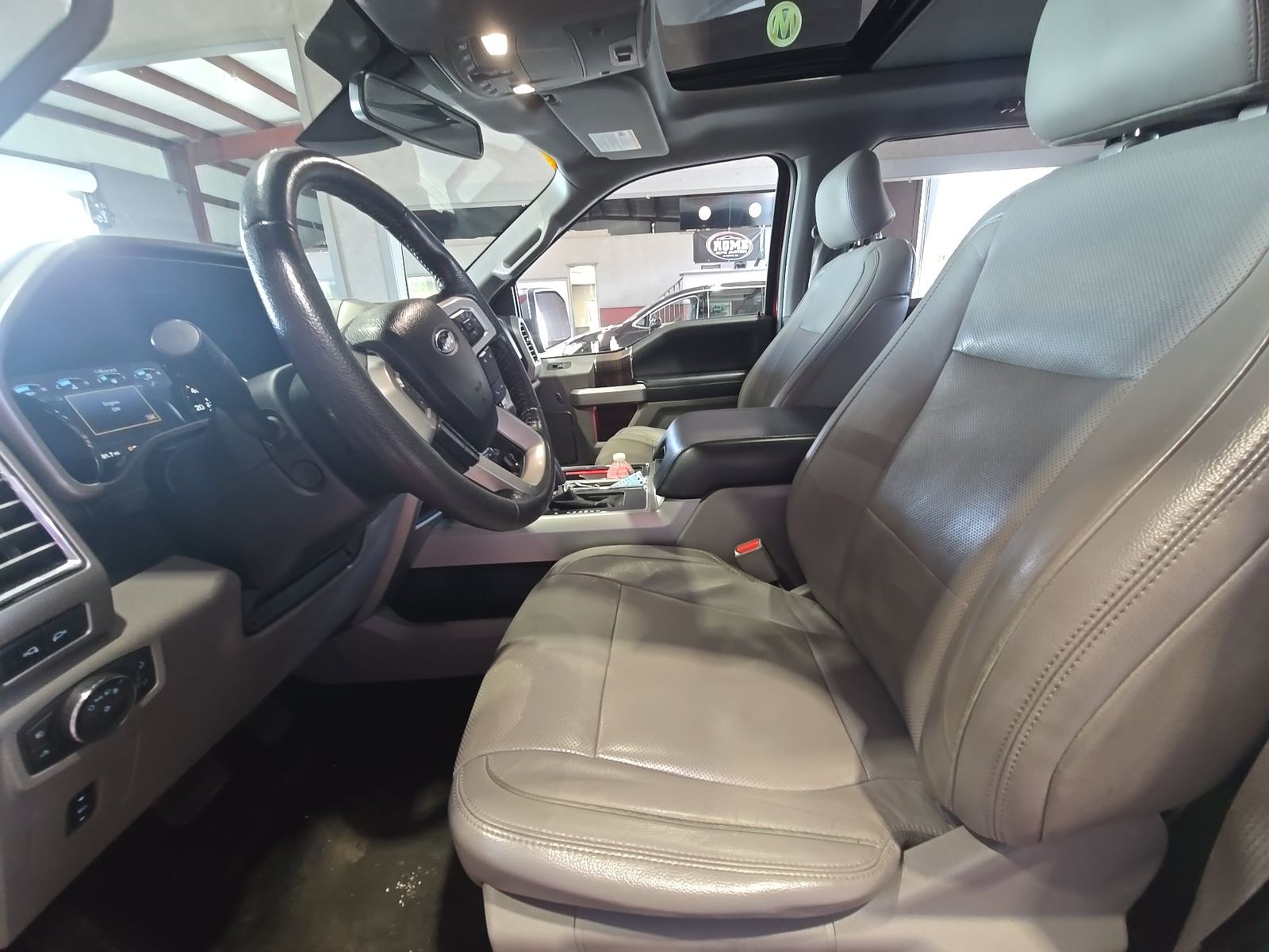 FORD F-150 - 8