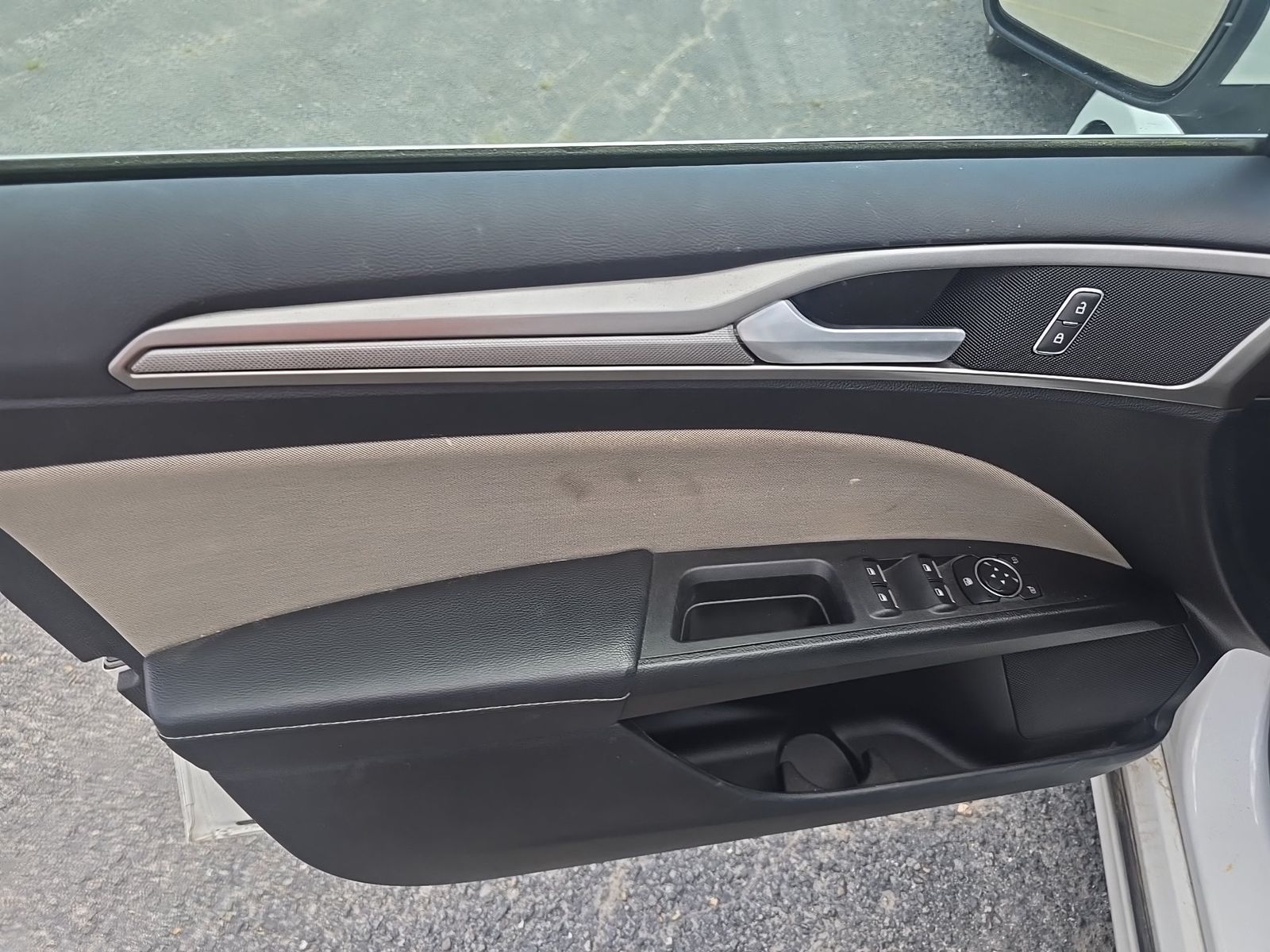 FORD FUSION - 10