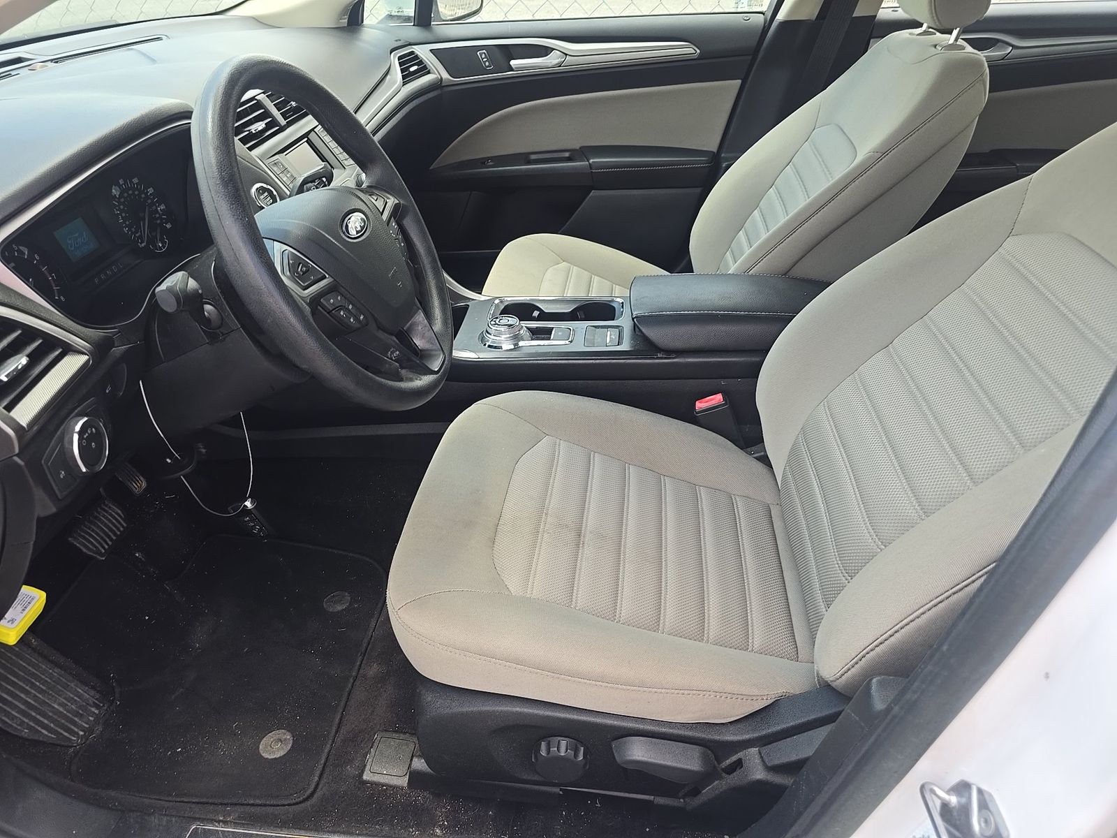 FORD FUSION - 8