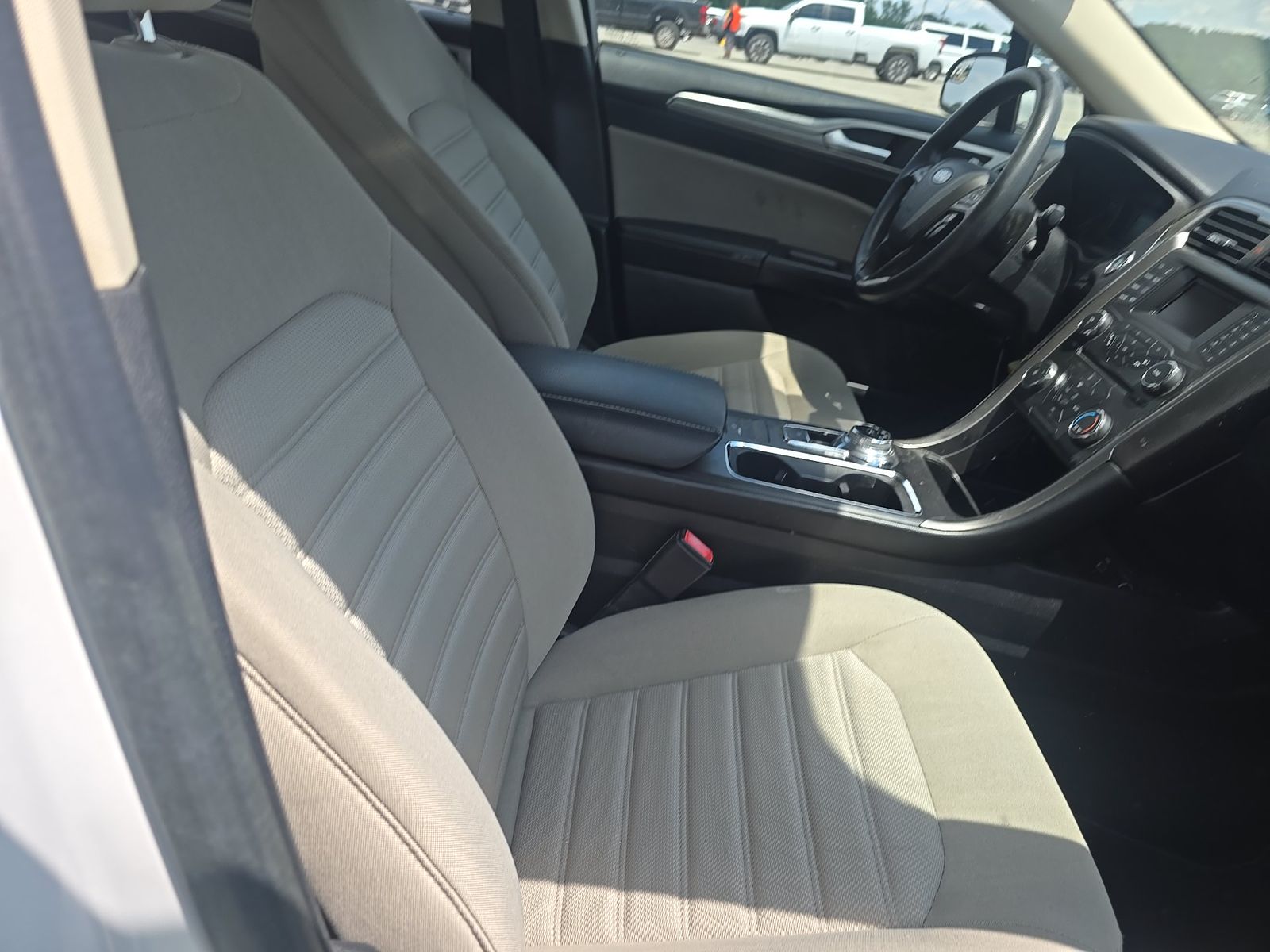 FORD FUSION - 9