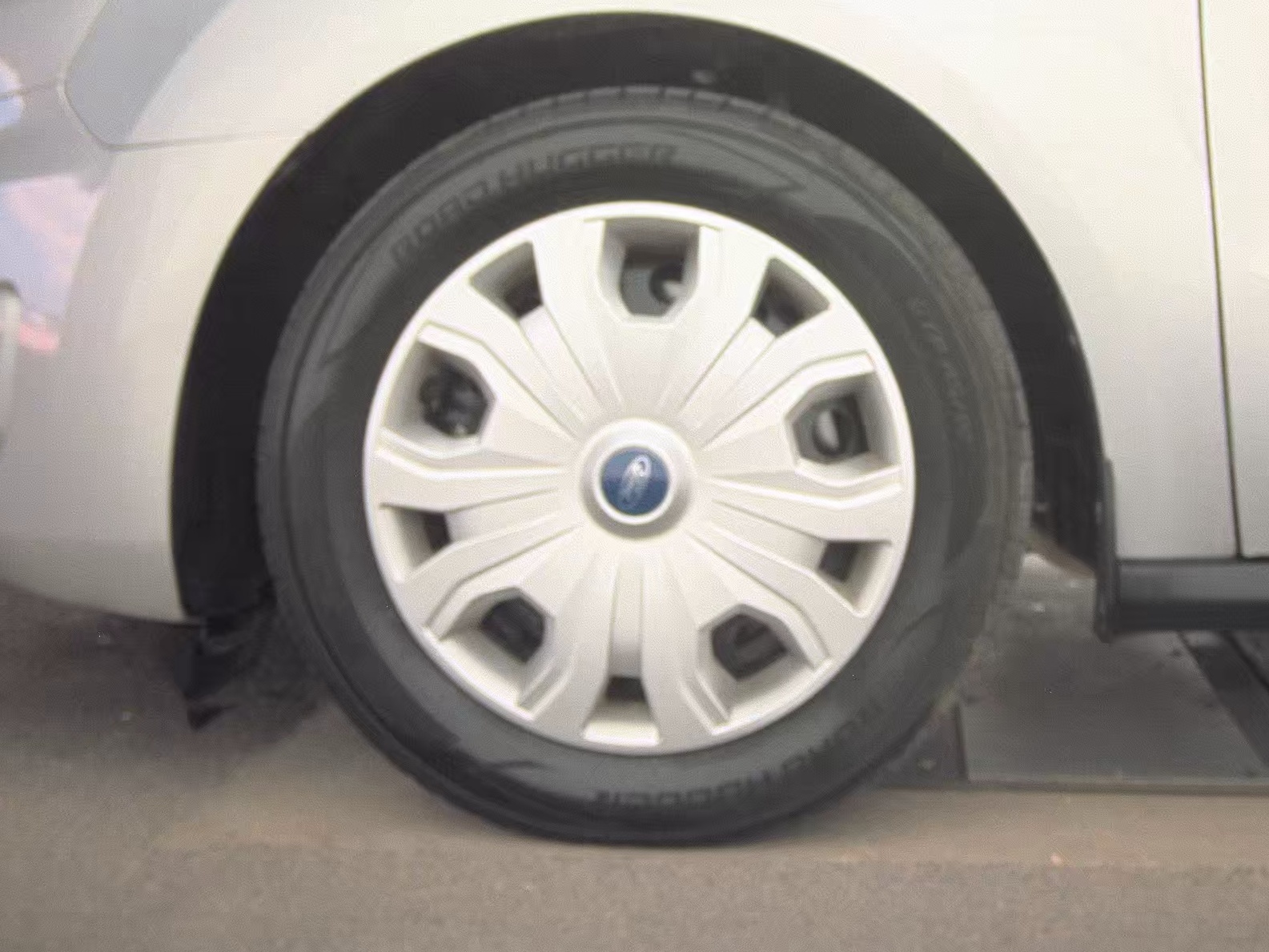 FORD TRANSIT CONNECT - 10
