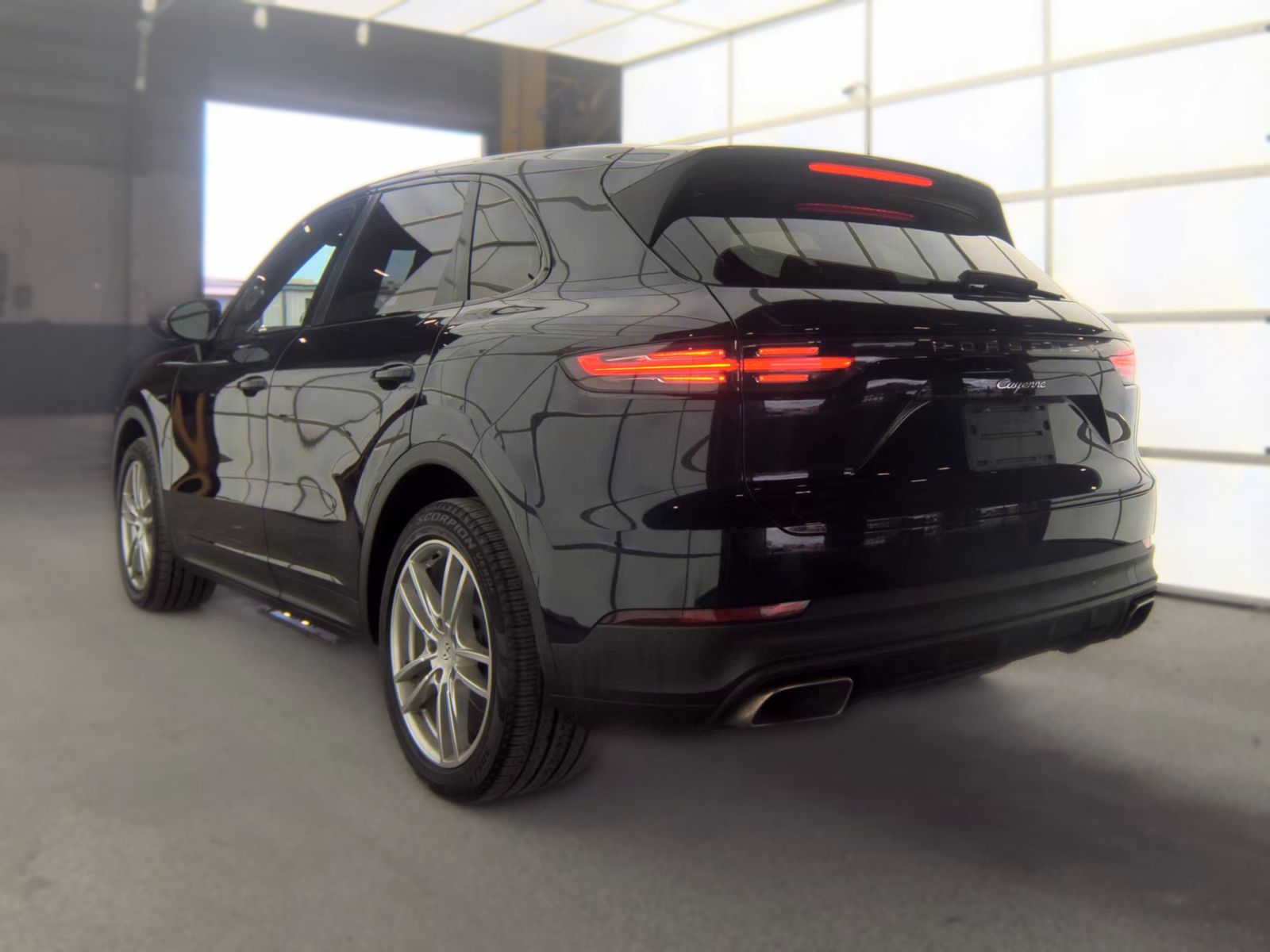 PORSCHE CAYENNE - 9