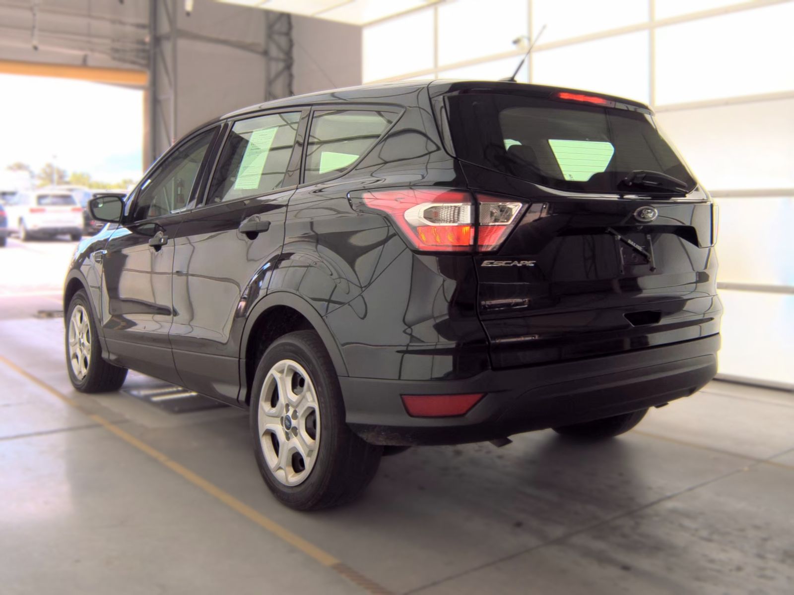 FORD ESCAPE - 9