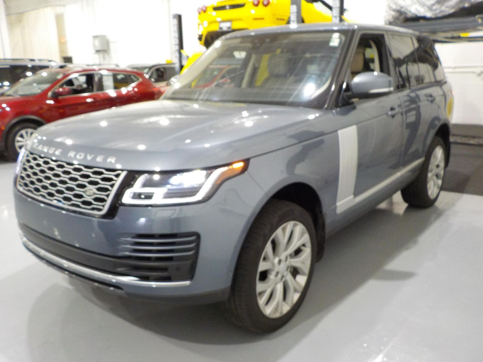 LAND ROVER RANGE ROVER - 1