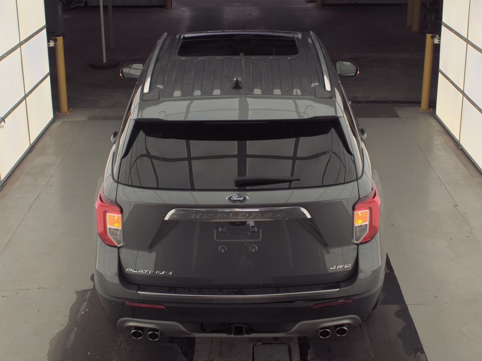 FORD EXPLORER - 6