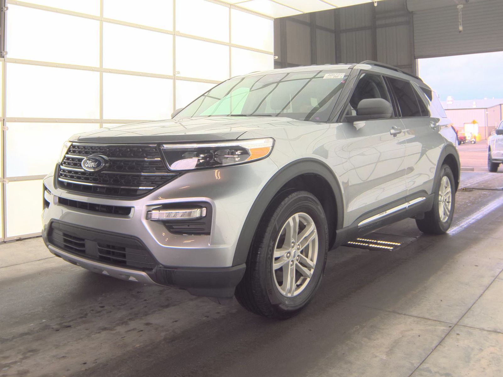 FORD EXPLORER - 1
