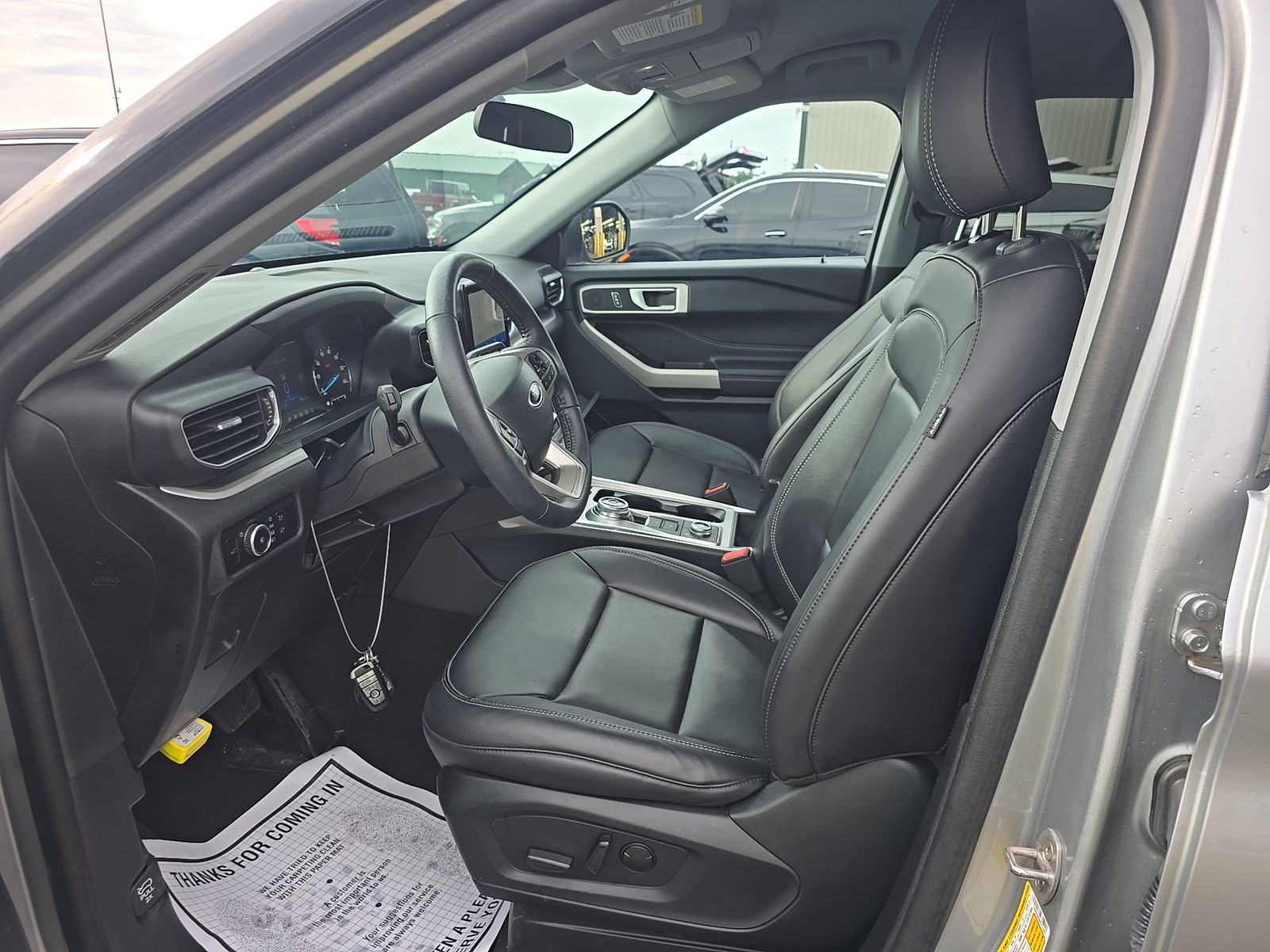 FORD EXPLORER - 8