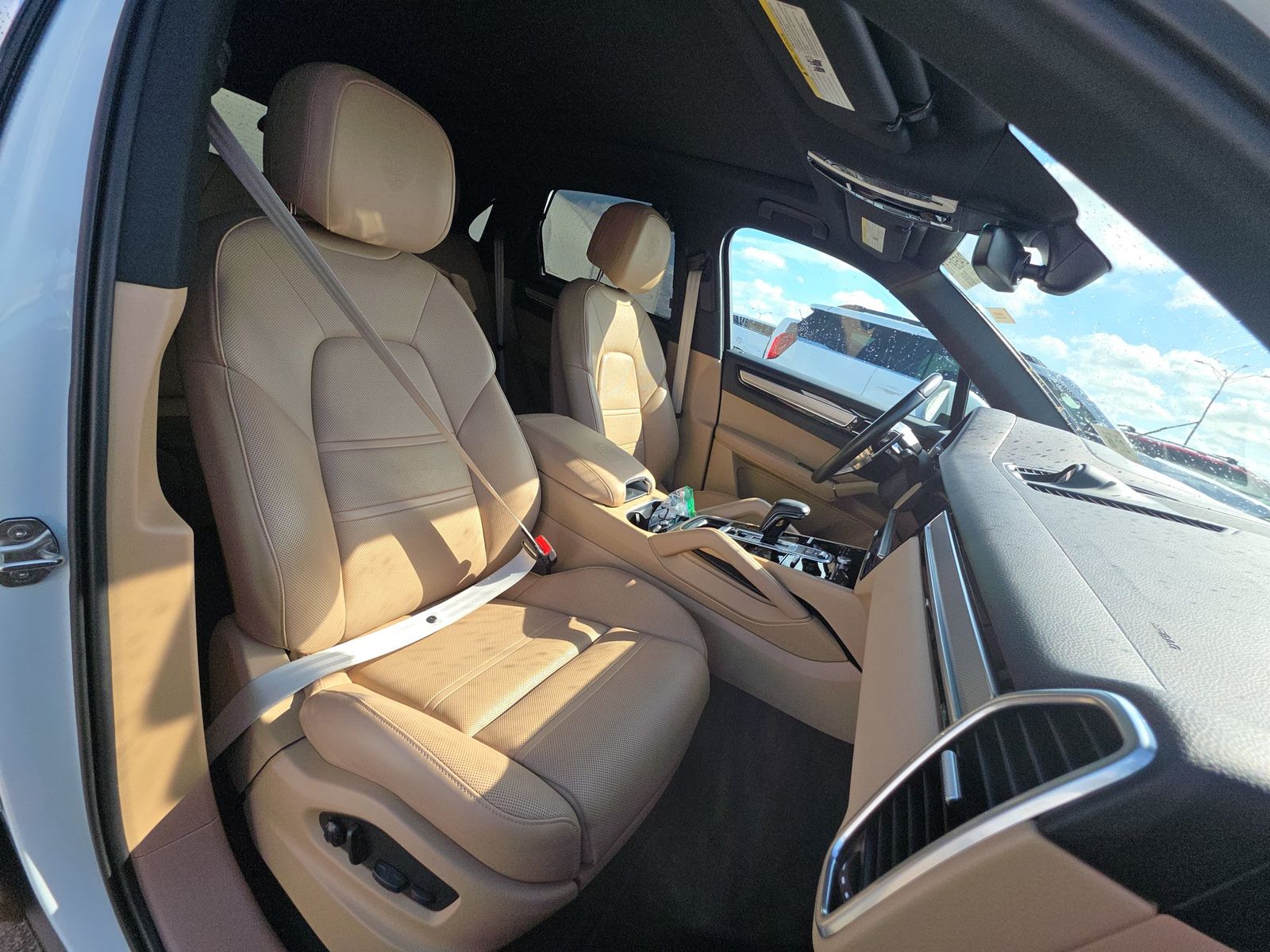 PORSCHE CAYENNE - 9
