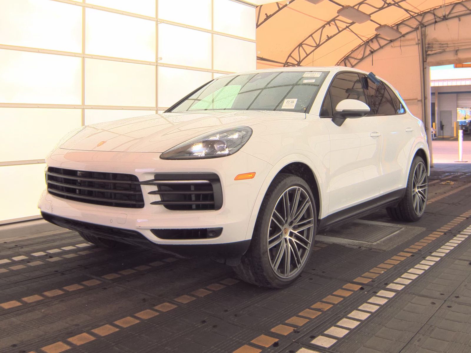 PORSCHE CAYENNE - 1
